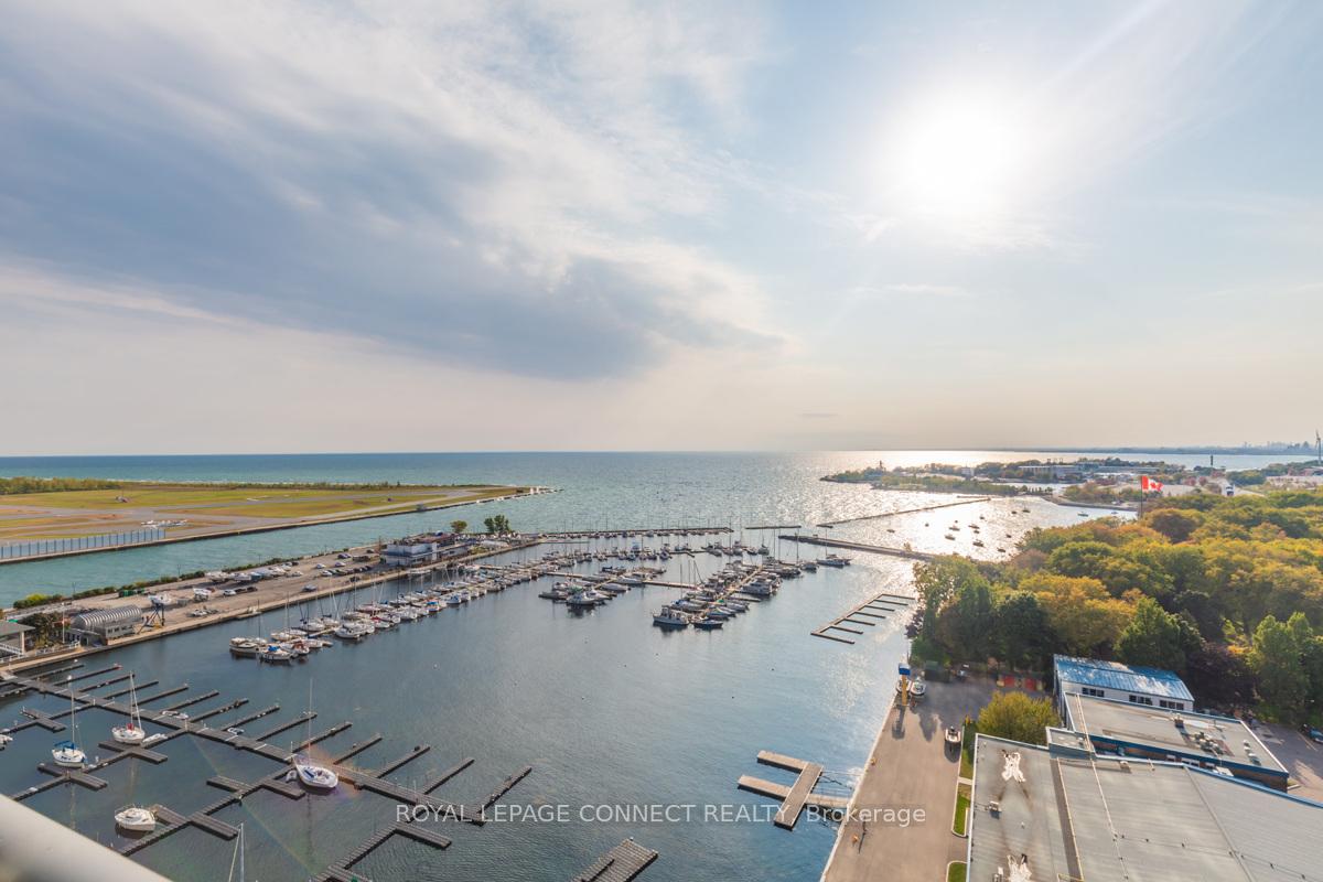 Photo 18 of Unit 1704, 90 Stadium Road, Toronto, Niagara — HOMEH
