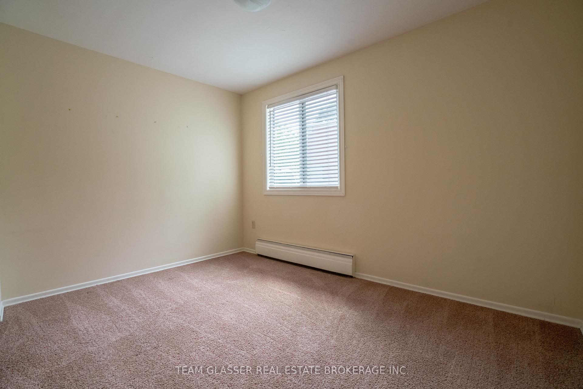 Photo 9 of Unit 104, 52 Hiawatha Street, St. Thomas — HOMEH