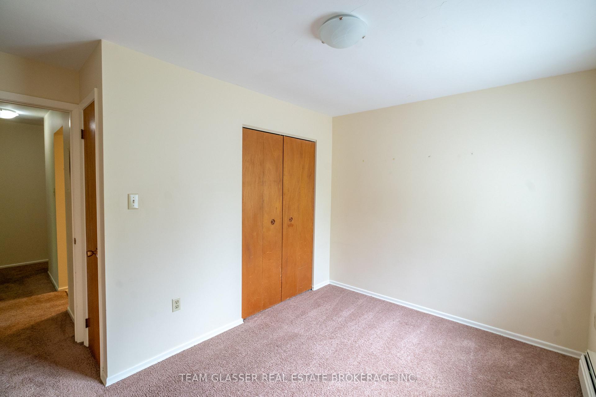 Photo 11 of Unit 104, 52 Hiawatha Street, St. Thomas — HOMEH