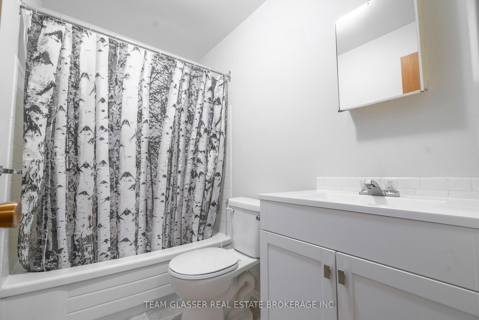 Photo 18 of Unit 104, 52 Hiawatha Street, St. Thomas — HOMEH