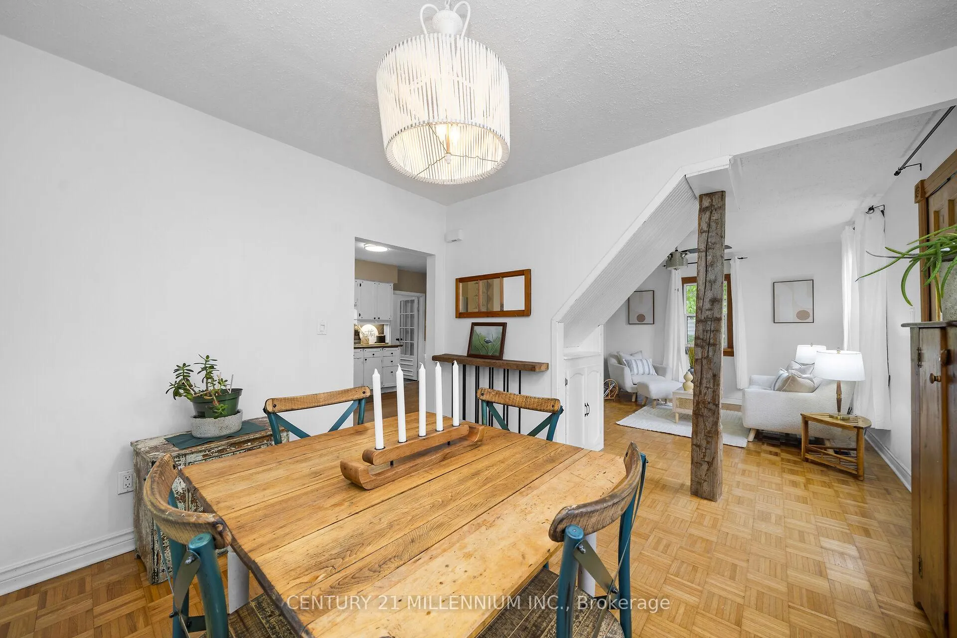 Photo 14 of 1551 Queen Street E, Caledon, Alton — HOMEH