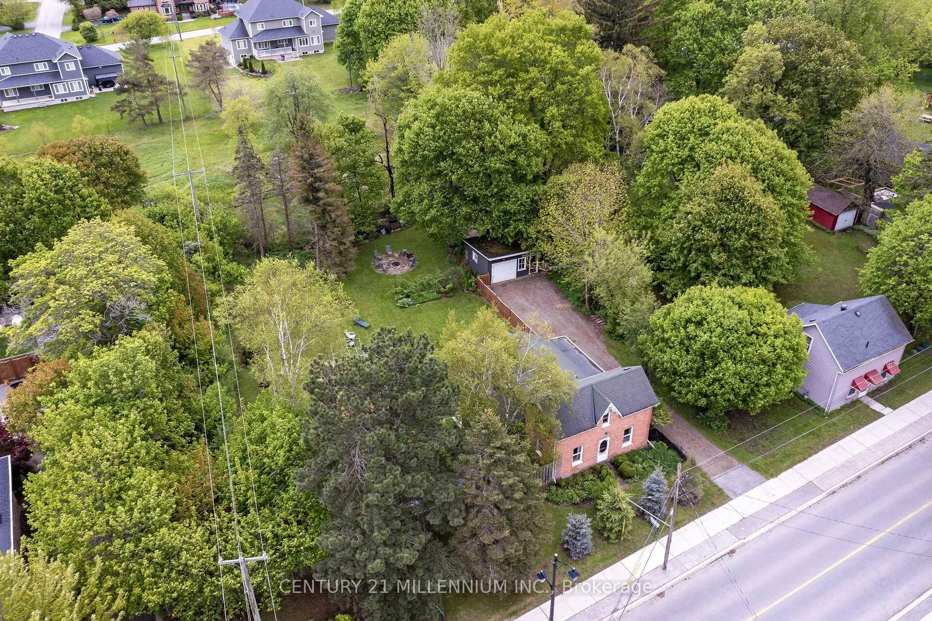 Photo 40 of 1551 Queen Street E, Caledon, Alton — HOMEH