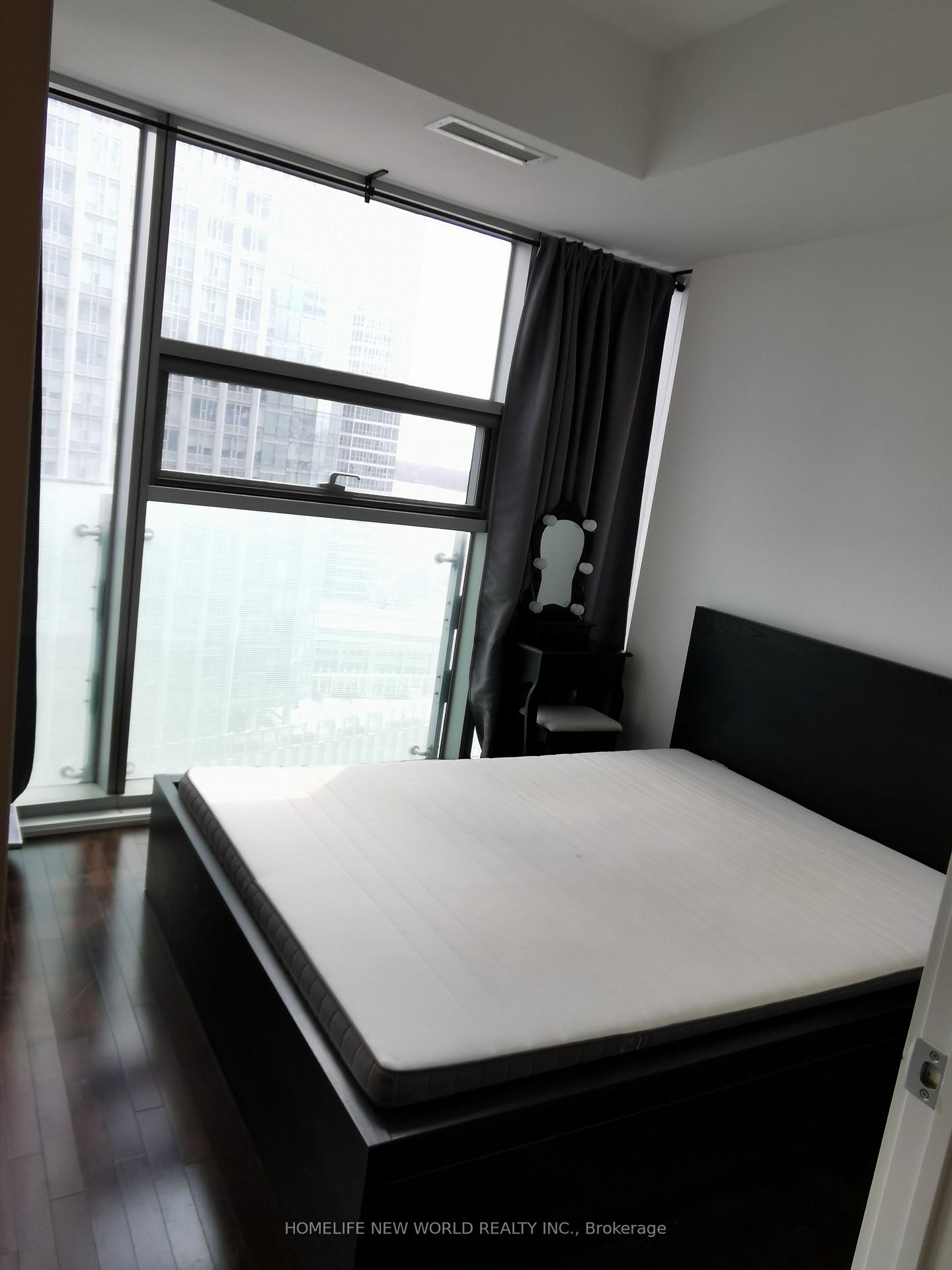 Photo 18 of Unit 1402, 14 York Street, Toronto, Waterfront Communities — HOMEH