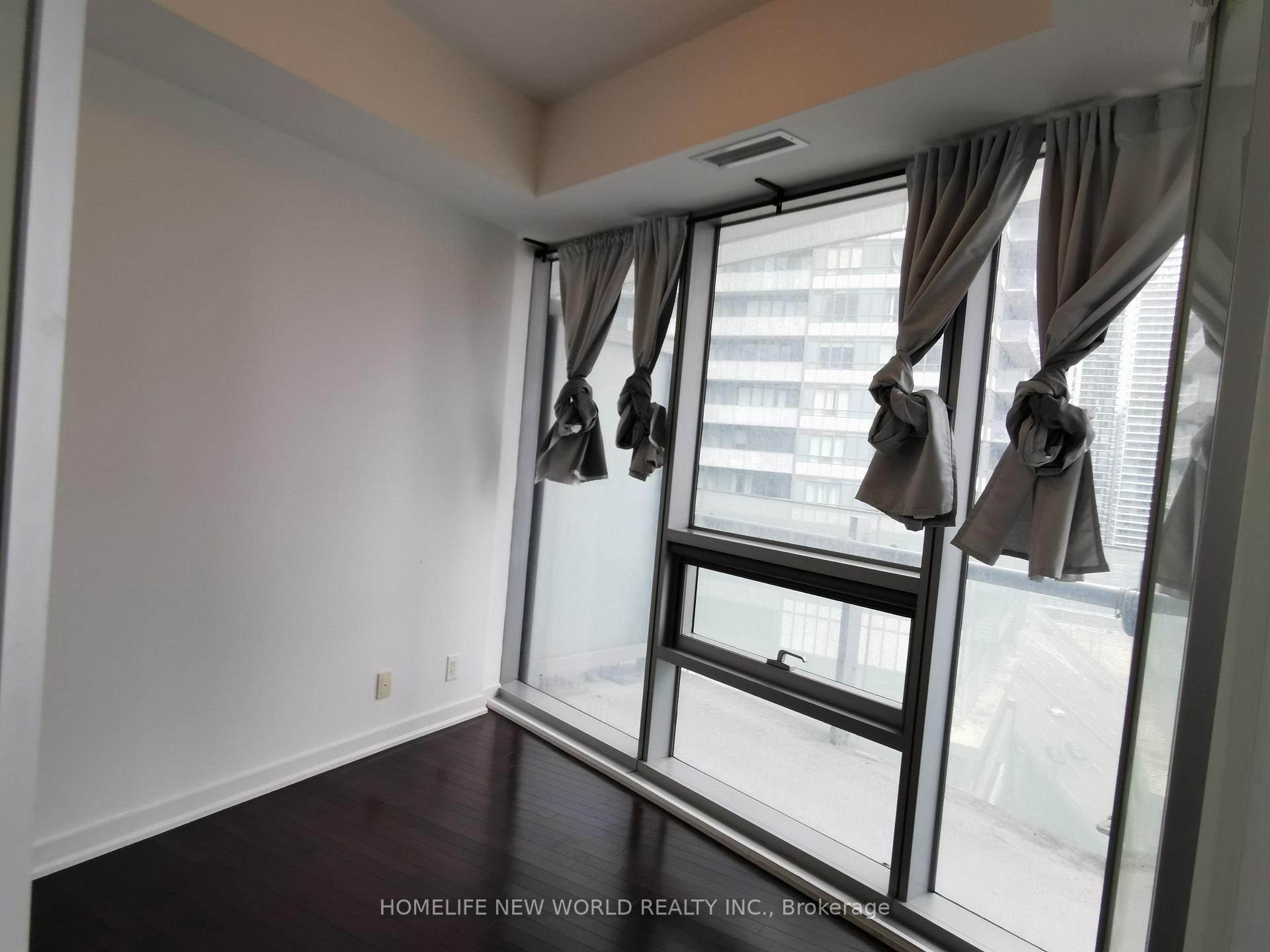 Photo 19 of Unit 1402, 14 York Street, Toronto, Waterfront Communities — HOMEH