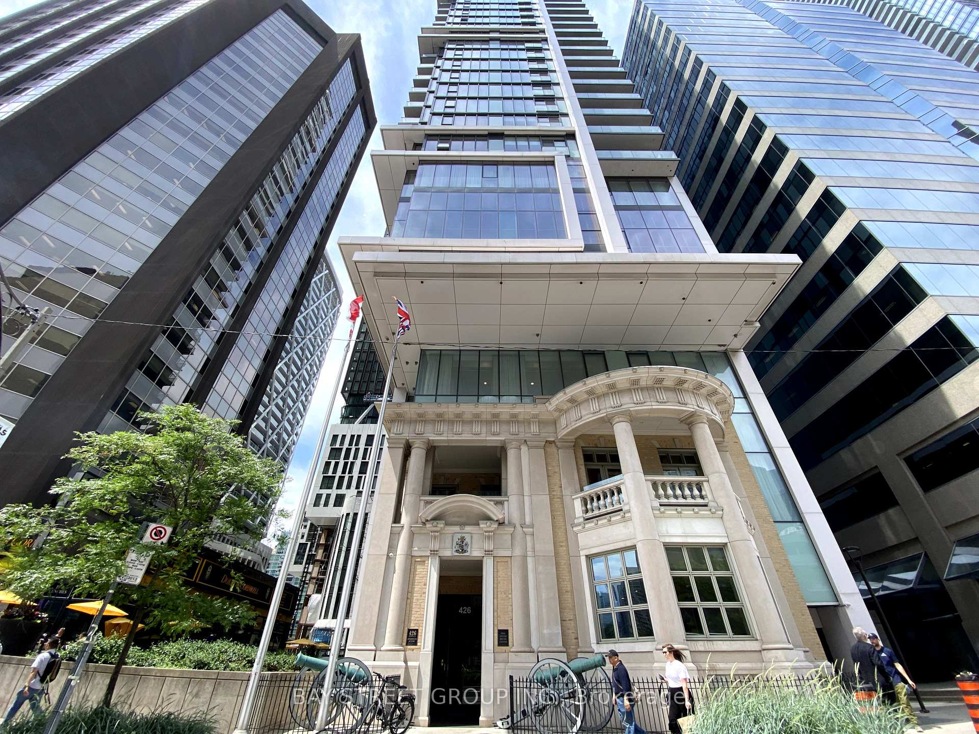 Front of Unit 2708, 426 University Avenue