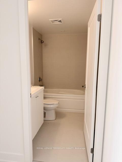 Photo 25 of Unit 2111, 2545 Simcoe Street N, Oshawa, Windfields — HOMEH