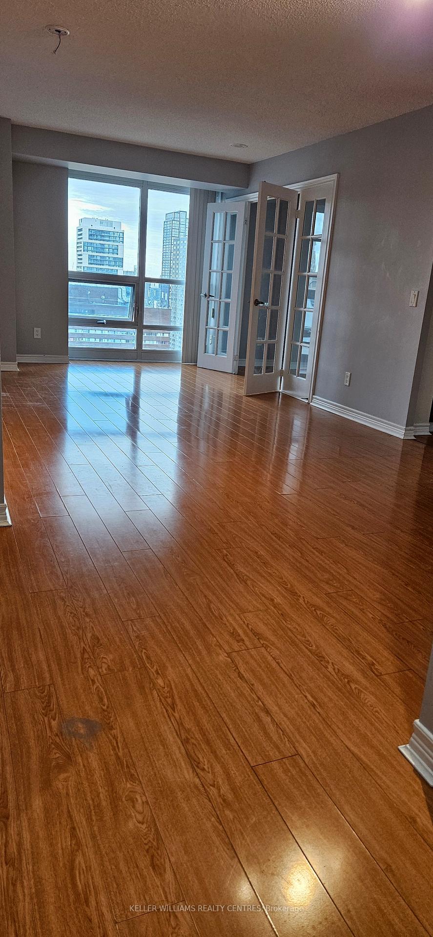Photo 3 of Unit 2405, 763 Bay Street, Toronto, Bay Street Corridor — HOMEH