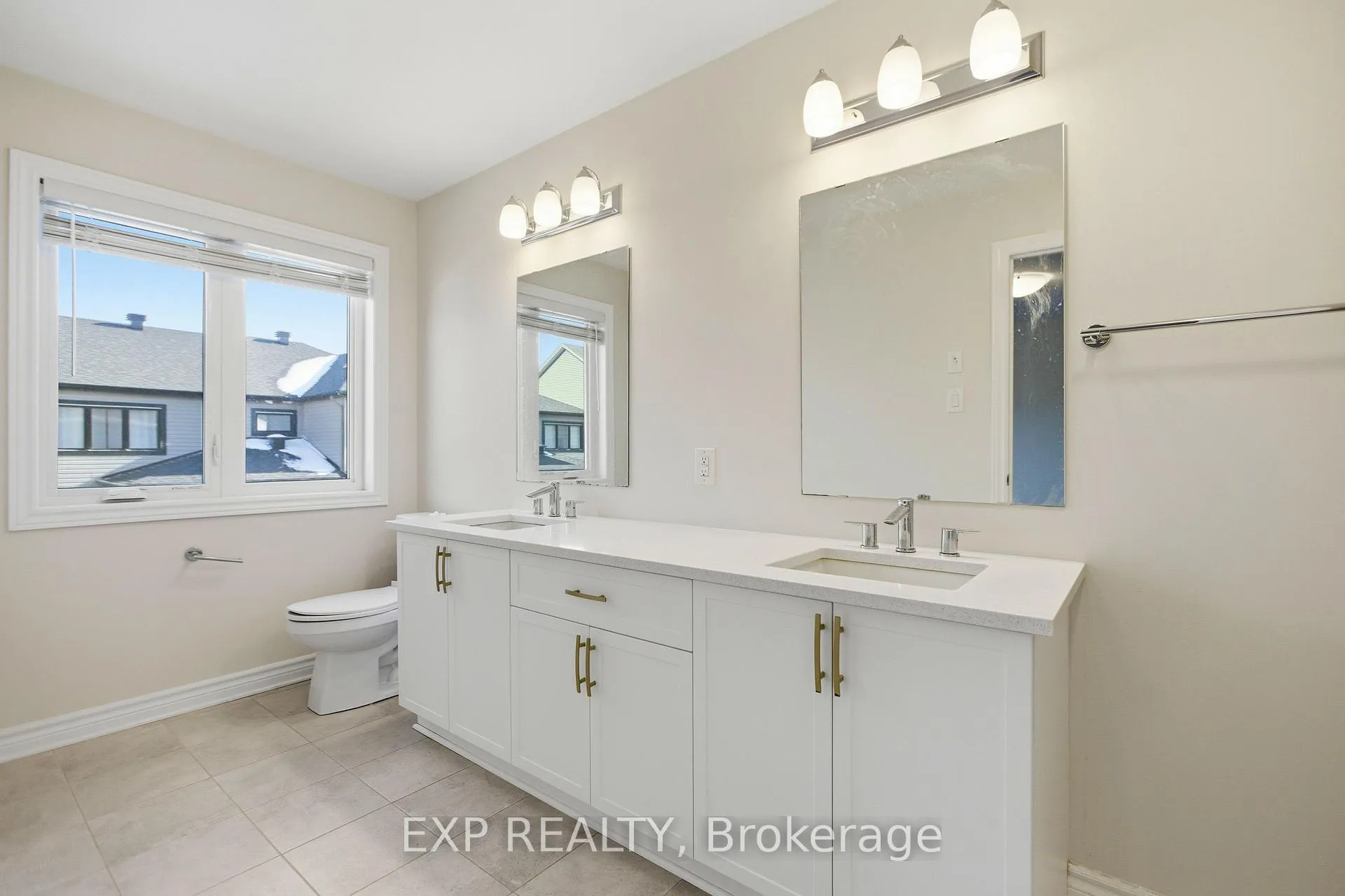 Photo 12 of 110 Jardiniere Street, Ottawa, Remainder of Stittsville & Area — HOMEH