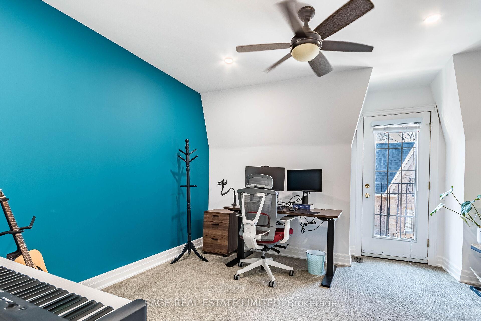Photo 25 of 548D Scarlett Road, Etobicoke, Humber Heights — HOMEH