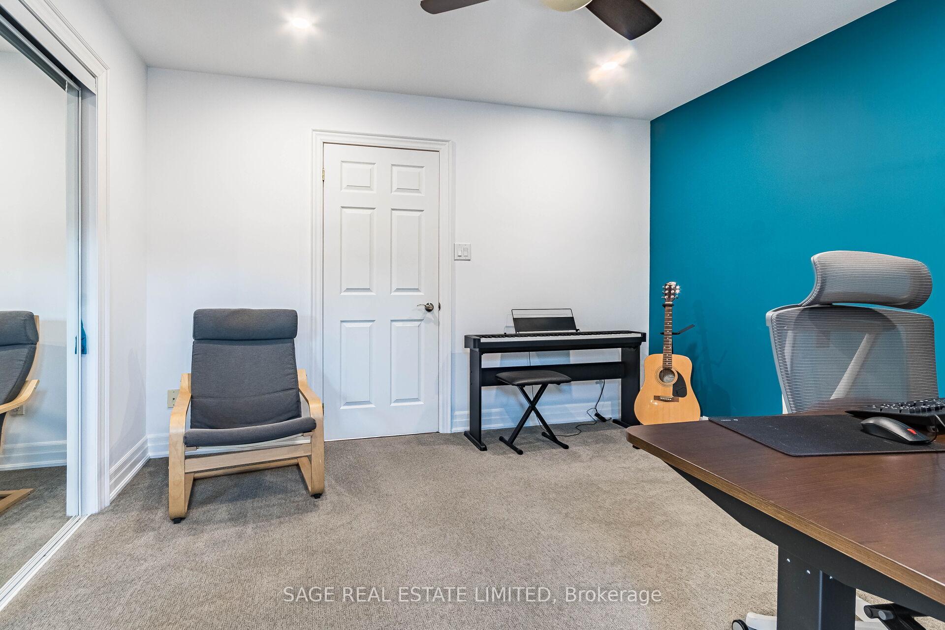 Photo 26 of 548D Scarlett Road, Etobicoke, Humber Heights — HOMEH