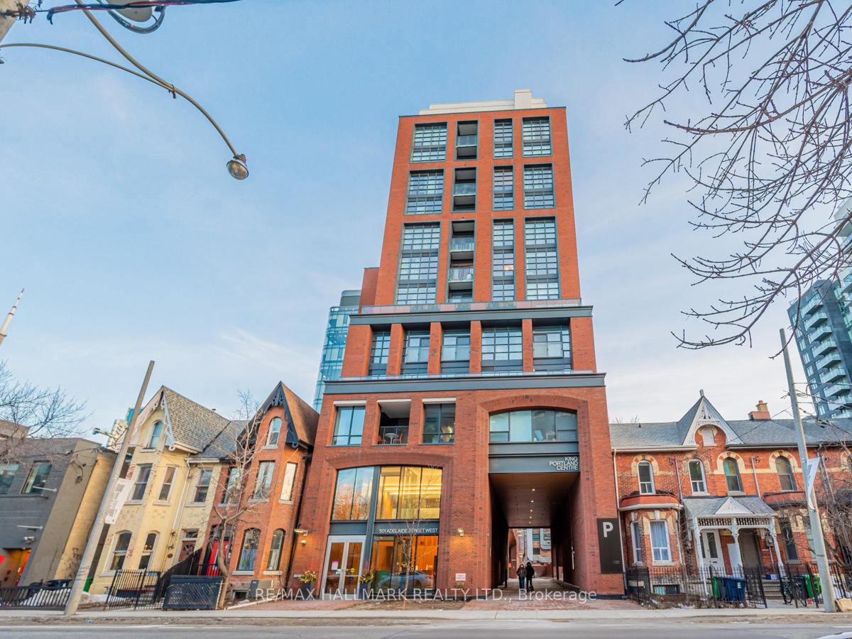 Front of Unit 1110, 501 Adelaide Street W