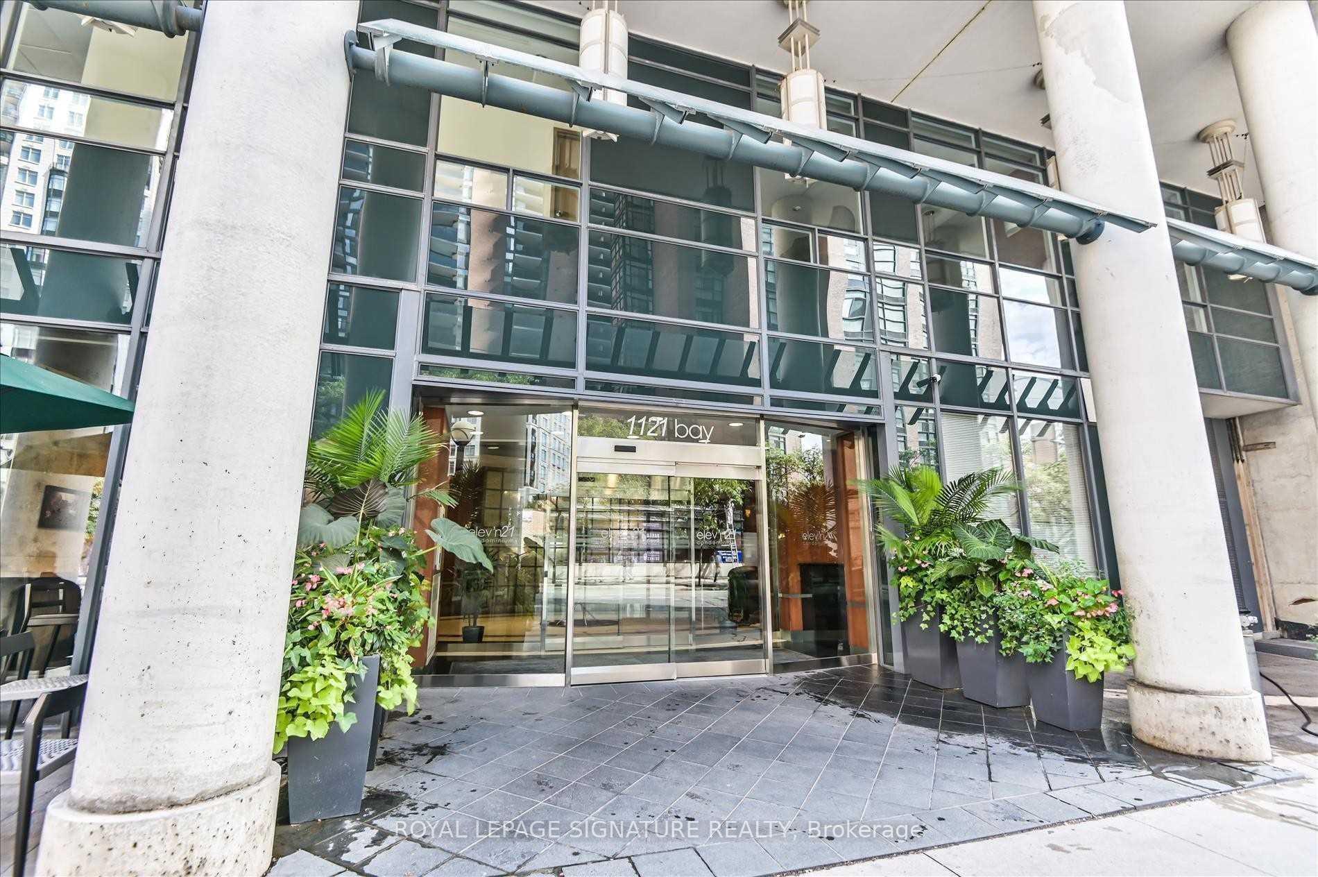 Photo 4 of Unit 907, 1121 Bay Street, Toronto, Bay Street Corridor — HOMEH