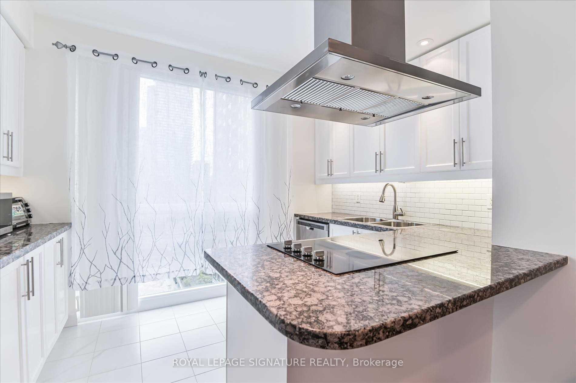 Photo 7 of Unit 907, 1121 Bay Street, Toronto, Bay Street Corridor — HOMEH