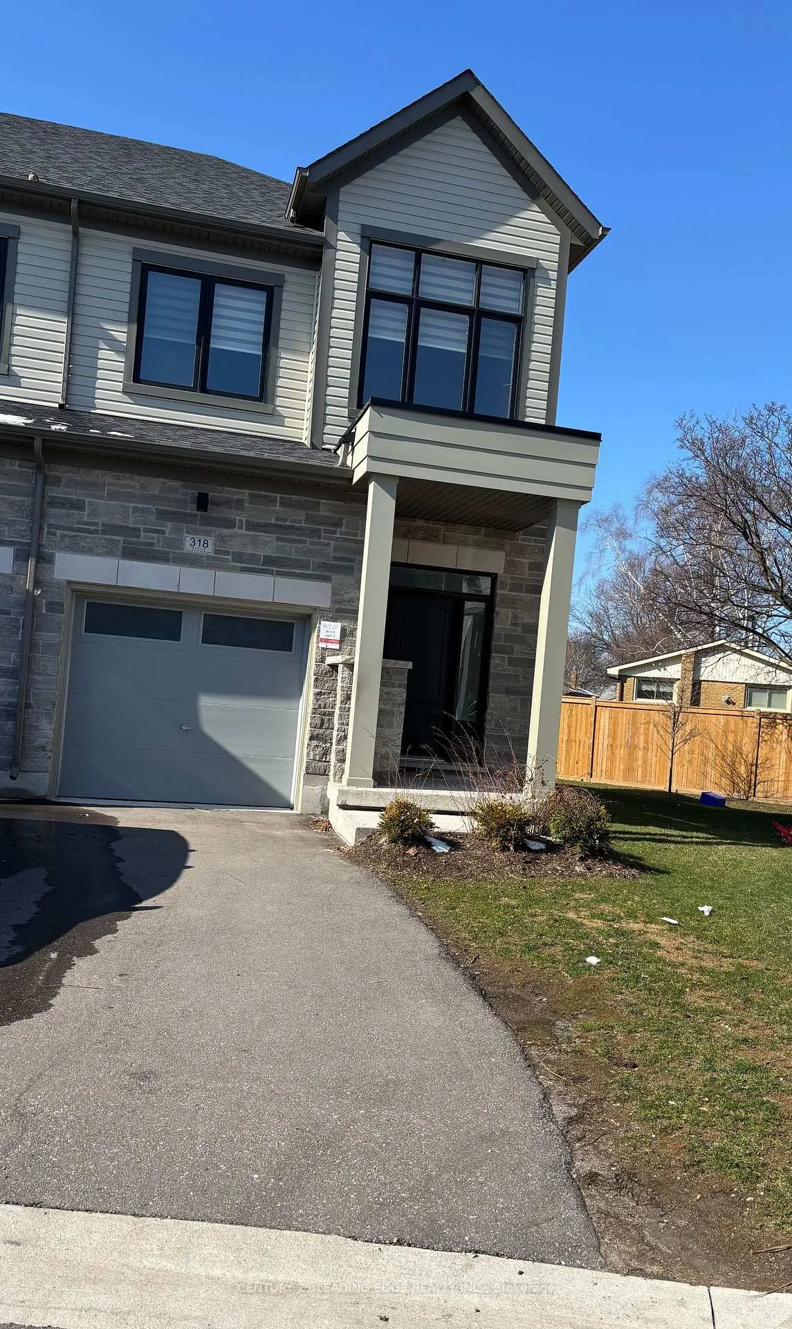 Photo 1 of 318 Okanagan Path, Oshawa, Donevan — HOMEH