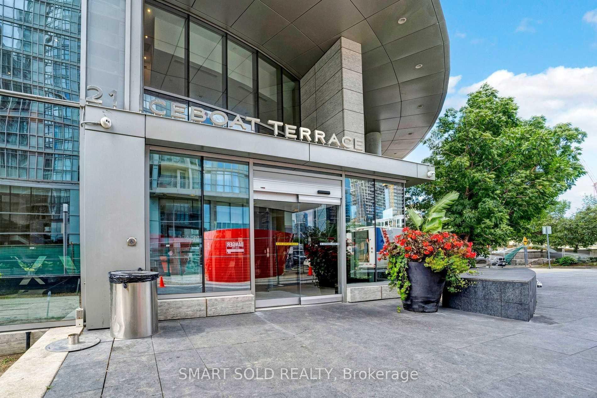 Photo 1 of Unit 4209, 21 Iceboat Terrace, Toronto, Waterfront Communities — HOMEH