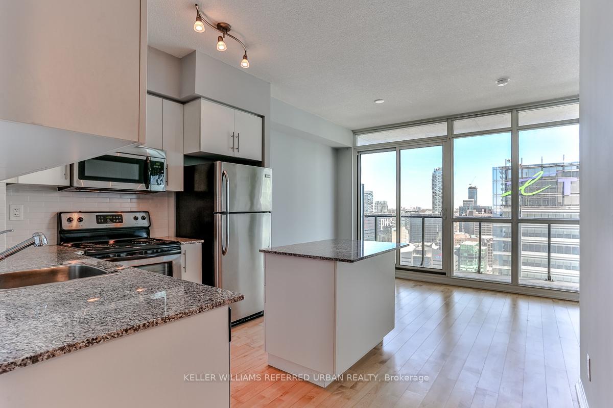 Photo 4 of Unit 3803, 55 Bremner Boulevard, Toronto, Waterfront Communities — HOMEH