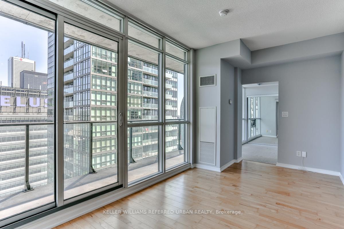 Photo 10 of Unit 3803, 55 Bremner Boulevard, Toronto, Waterfront Communities — HOMEH