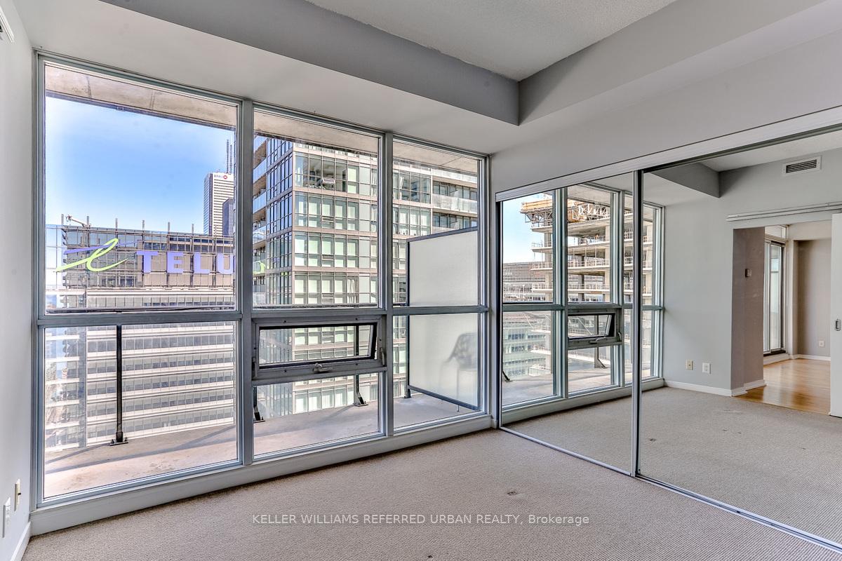 Photo 14 of Unit 3803, 55 Bremner Boulevard, Toronto, Waterfront Communities — HOMEH