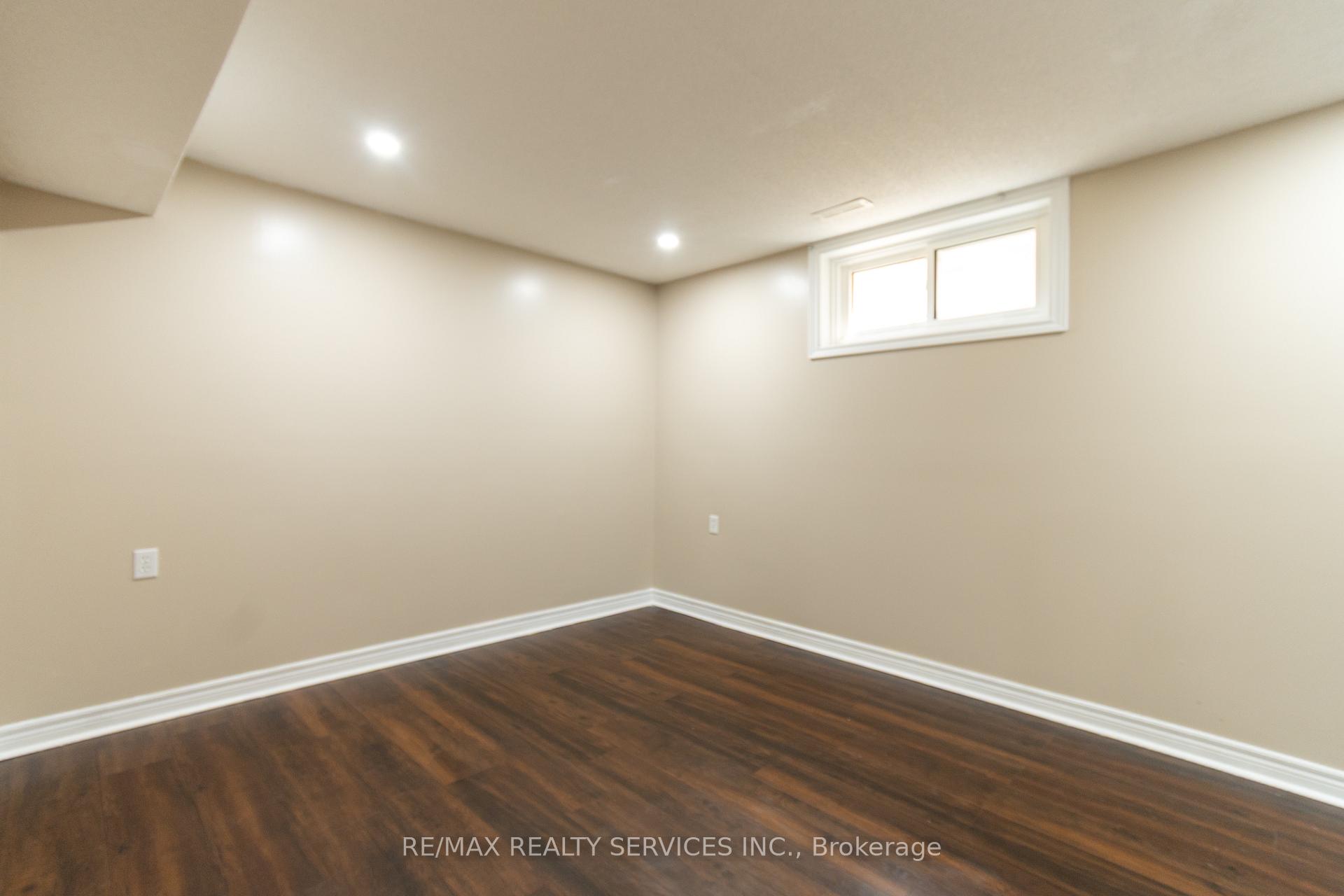 Photo 27 of 22 O'shaughnessy Crescent, Barrie, Holly — HOMEH