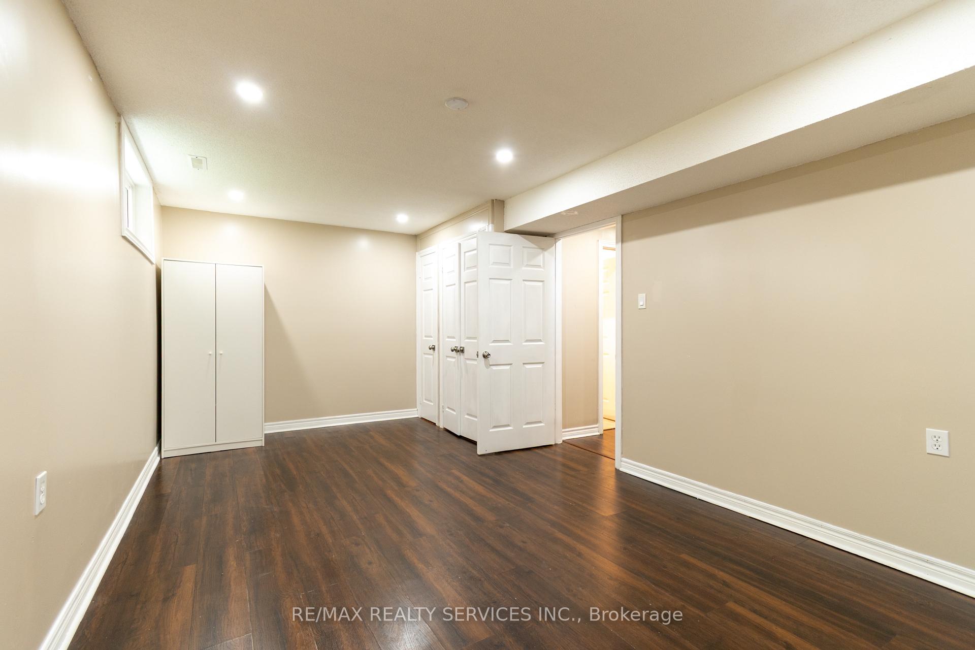 Photo 31 of 22 O'shaughnessy Crescent, Barrie, Holly — HOMEH