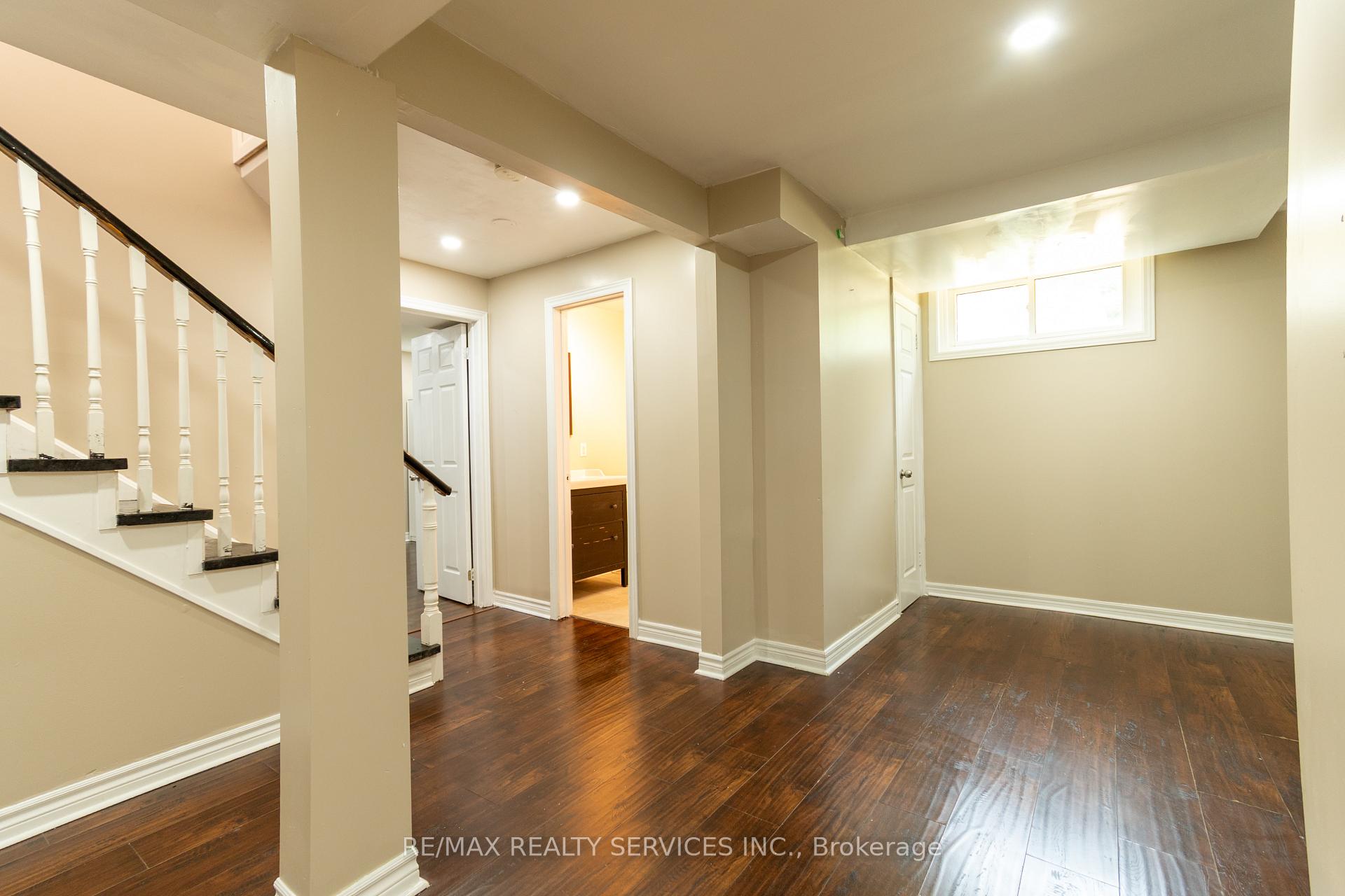 Photo 38 of 22 O'shaughnessy Crescent, Barrie, Holly — HOMEH