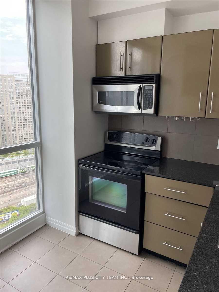 Photo 6 of Unit 2605, 16 Yonge Street, Toronto, Waterfront Communities — HOMEH