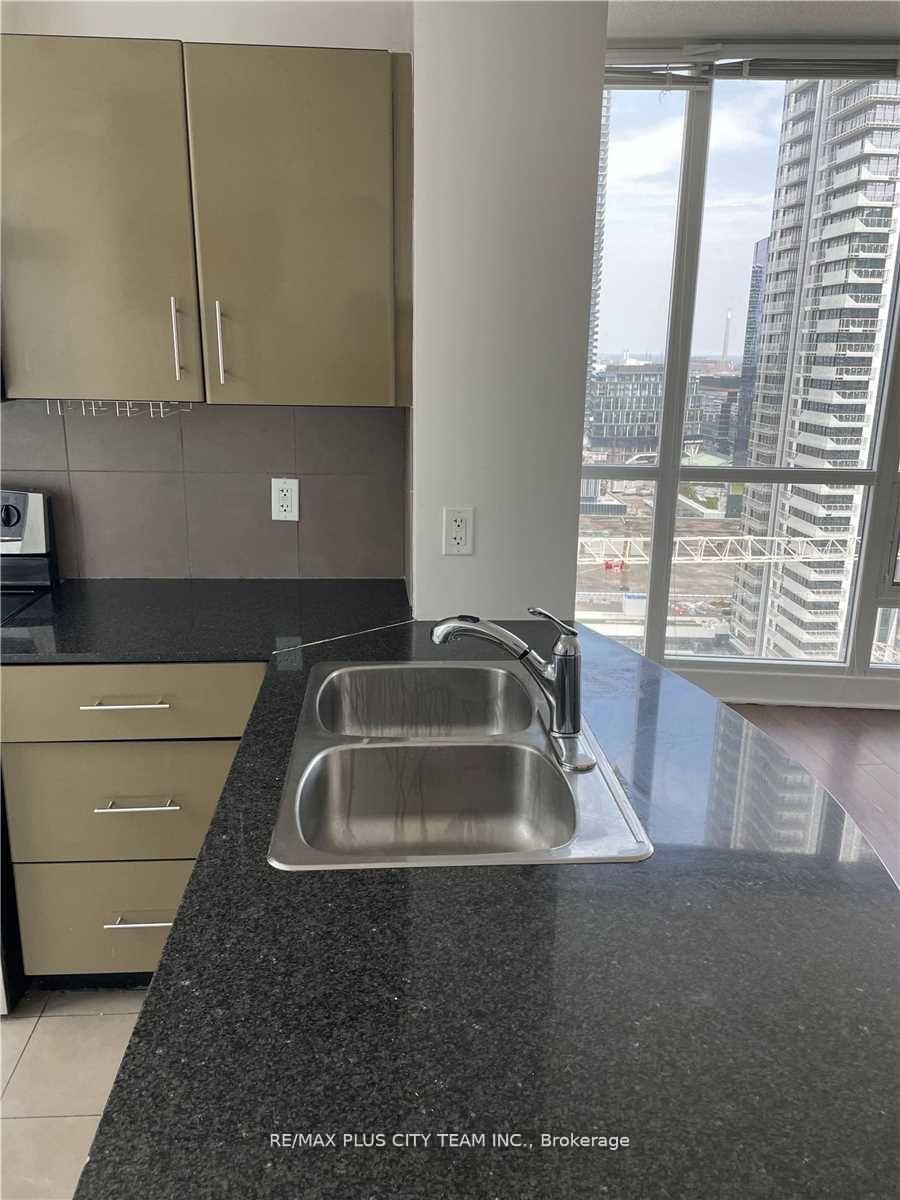 Photo 7 of Unit 2605, 16 Yonge Street, Toronto, Waterfront Communities — HOMEH