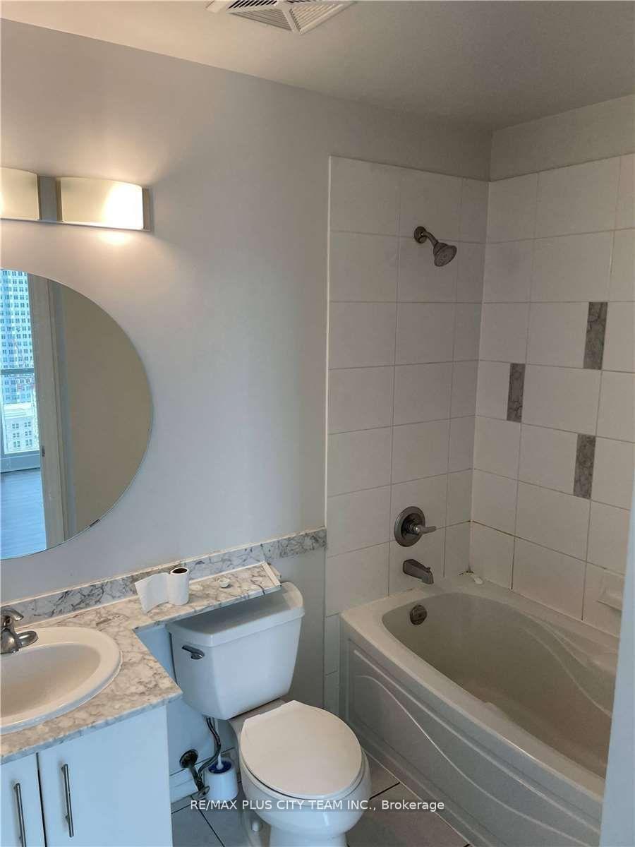 Photo 12 of Unit 2605, 16 Yonge Street, Toronto, Waterfront Communities — HOMEH