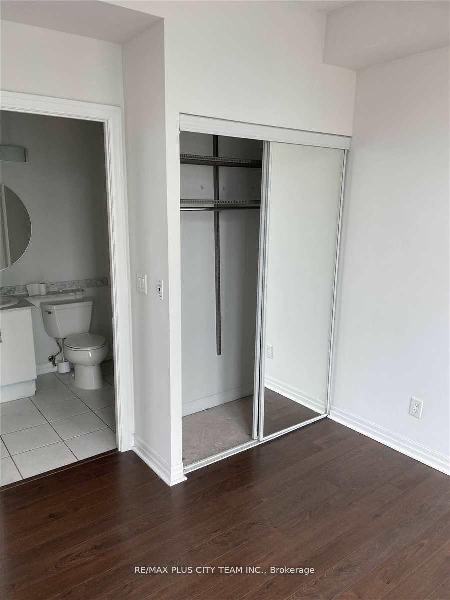 Photo 13 of Unit 2605, 16 Yonge Street, Toronto, Waterfront Communities — HOMEH