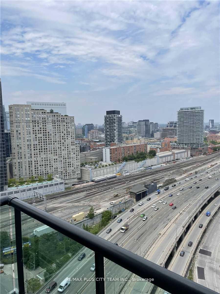 Photo 19 of Unit 2605, 16 Yonge Street, Toronto, Waterfront Communities — HOMEH