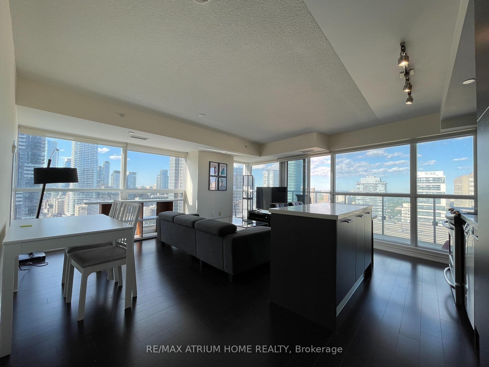 Front of Unit 2602, 386 Yonge Street
