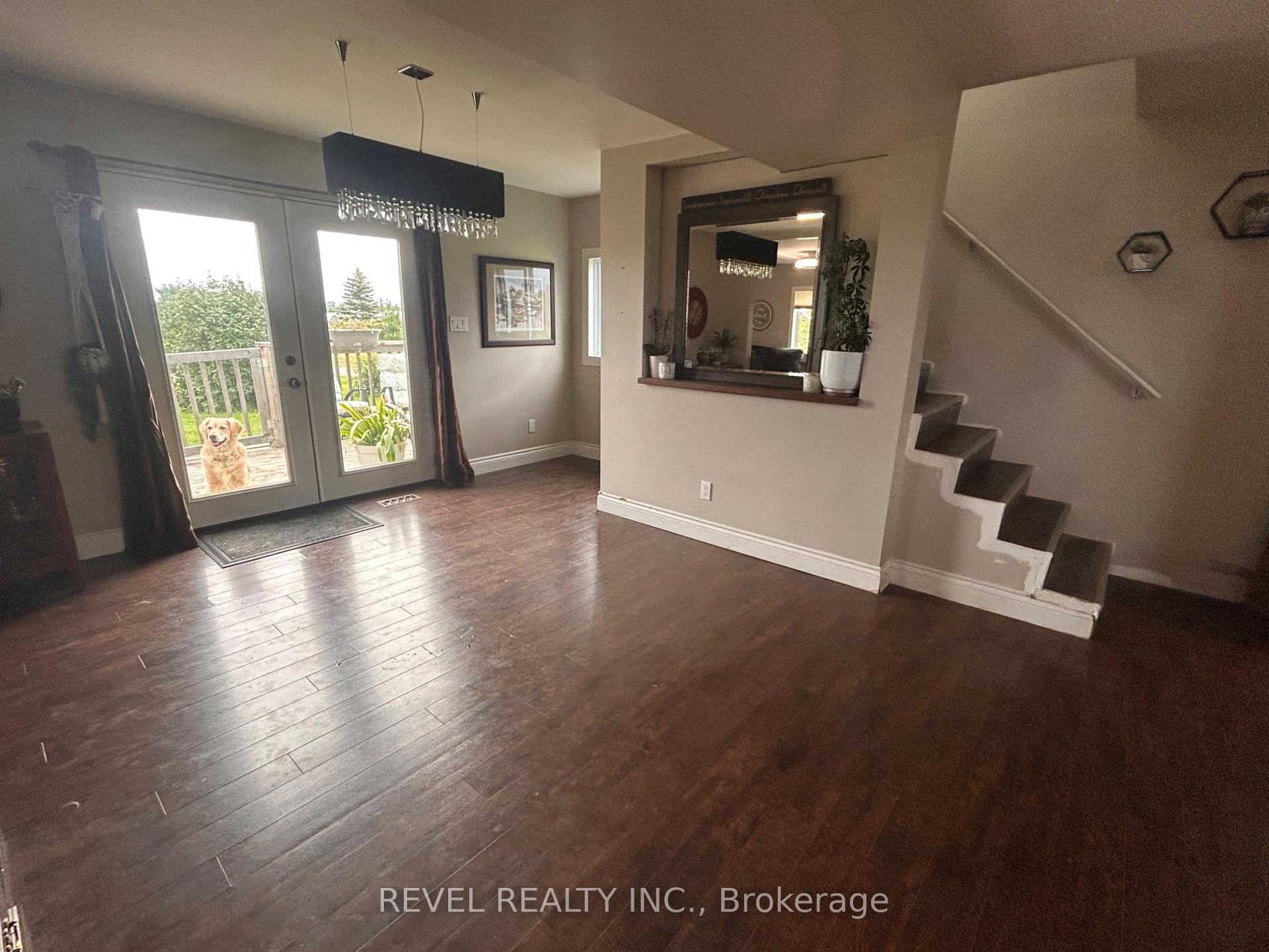 Photo 11 of 1105 4 & 5 Glackmeyer Concession, Cochrane — HOMEH