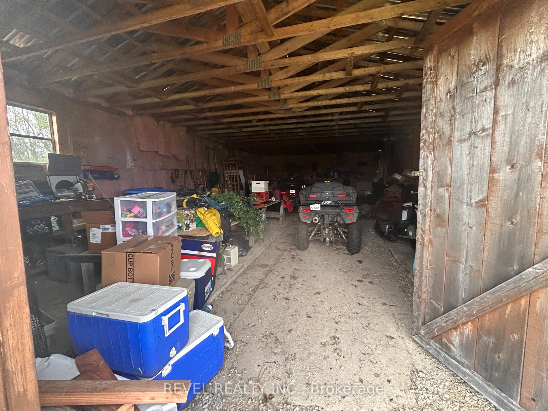Photo 39 of 1105 4 & 5 Glackmeyer Concession, Cochrane — HOMEH