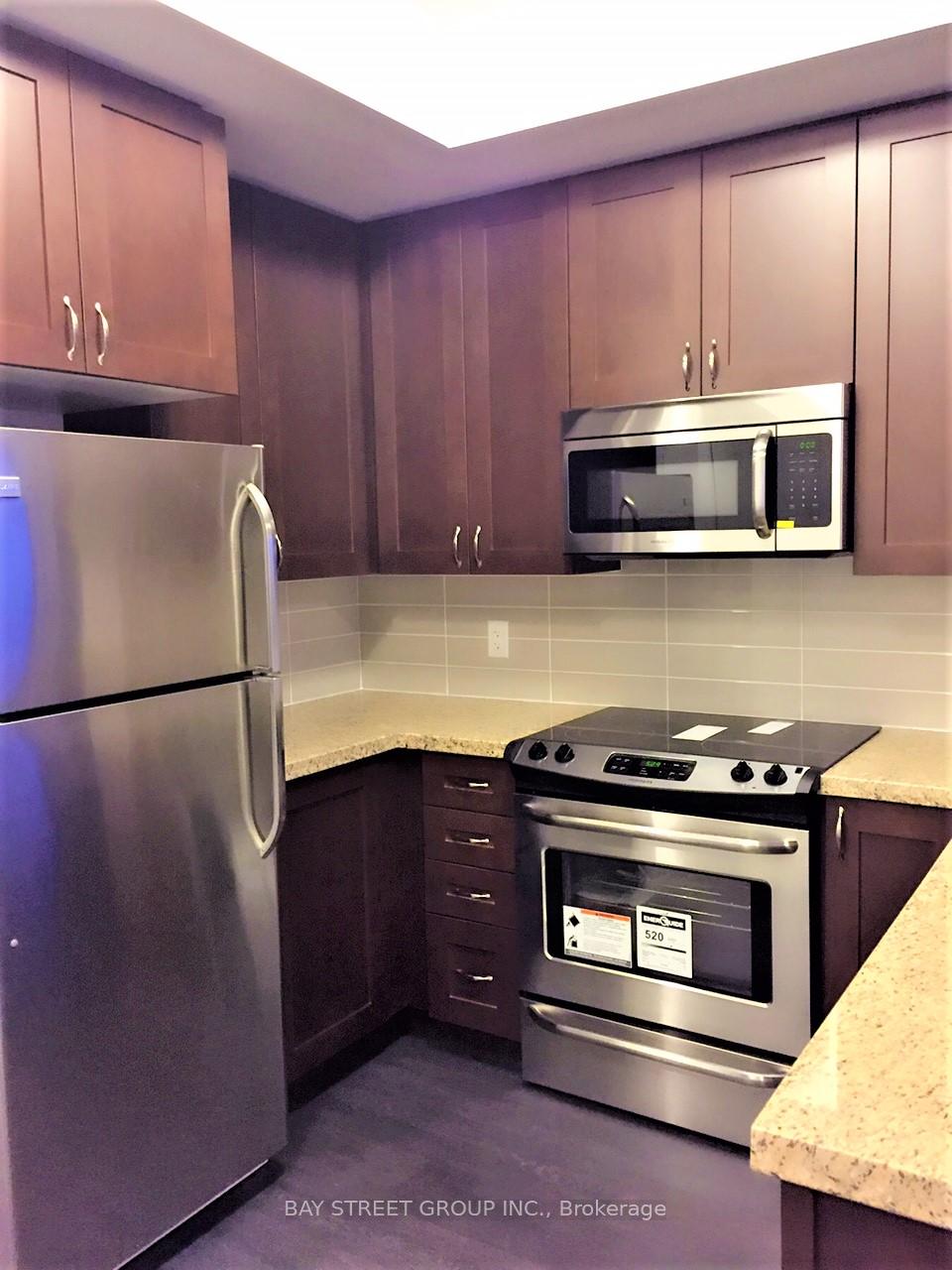 Photo 2 of Unit 607, 540 Bur Oak Avenue, Markham, Berczy — HOMEH
