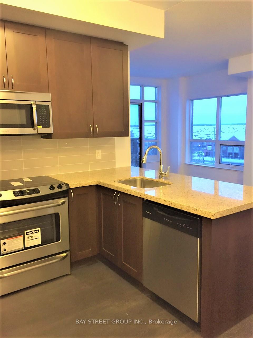 Photo 3 of Unit 607, 540 Bur Oak Avenue, Markham, Berczy — HOMEH