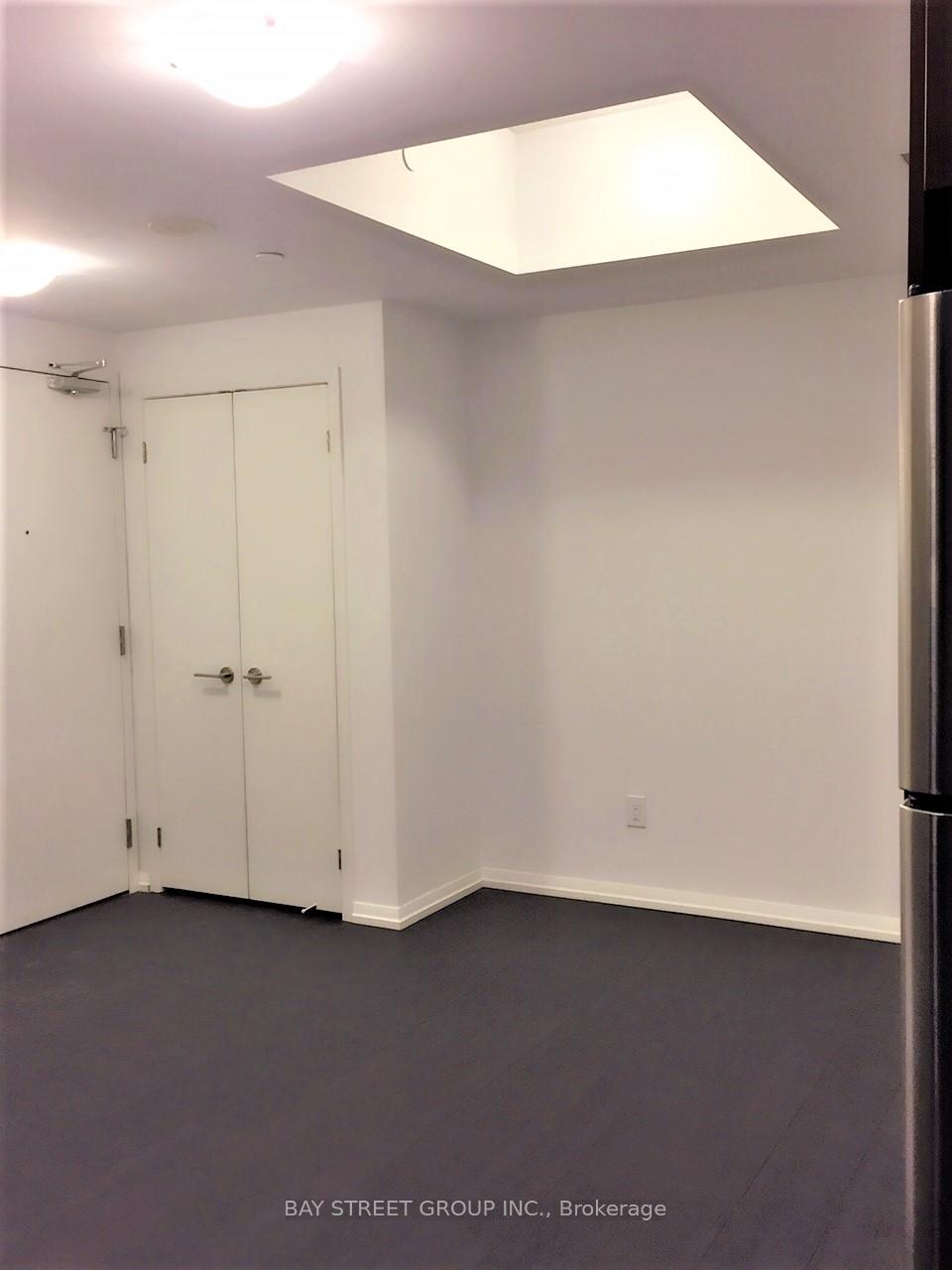 Photo 8 of Unit 607, 540 Bur Oak Avenue, Markham, Berczy — HOMEH