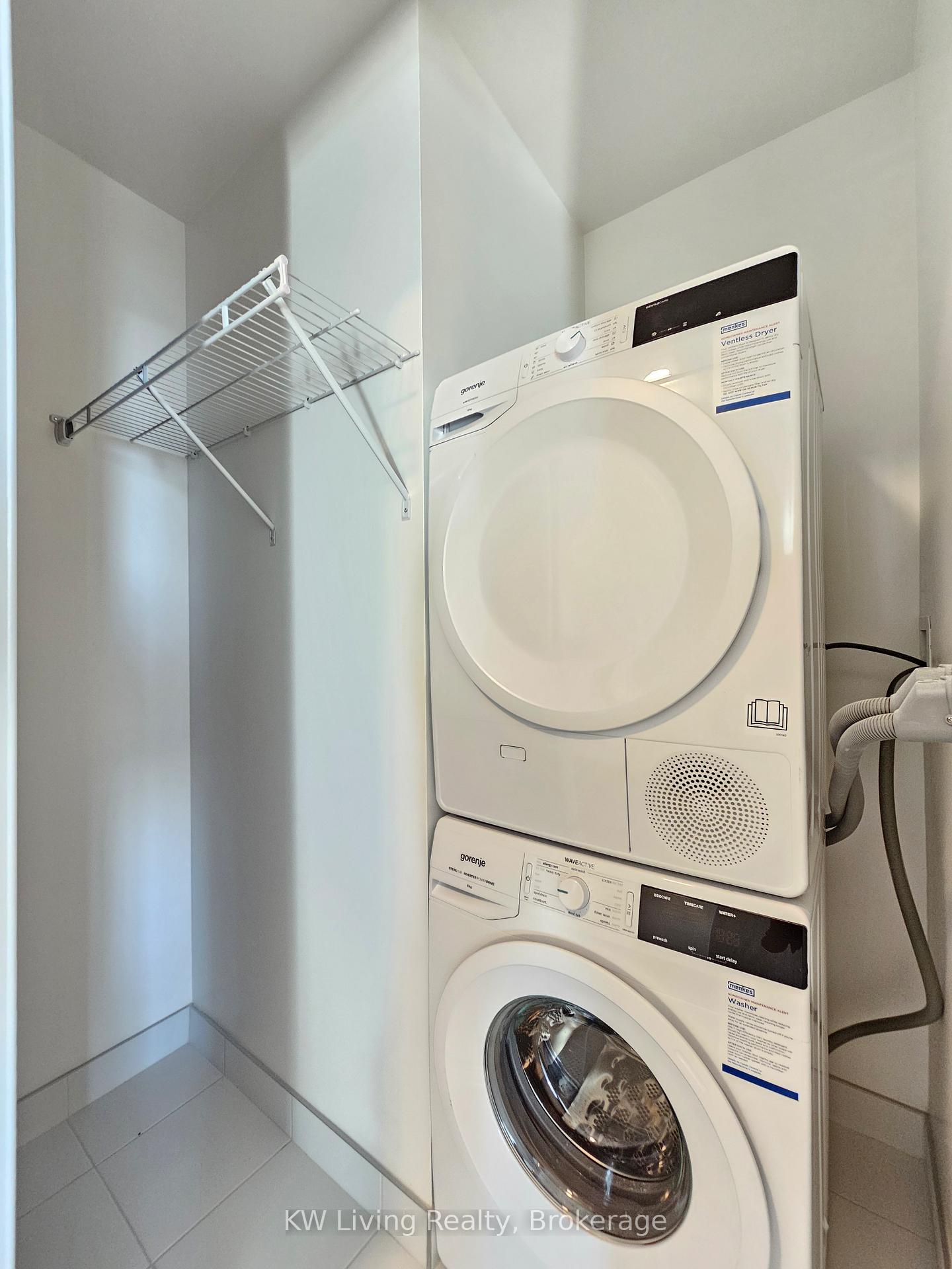 Photo 8 of Unit 4510, 28 Interchange Way, Vaughan, Vaughan Corporate Centre — HOMEH
