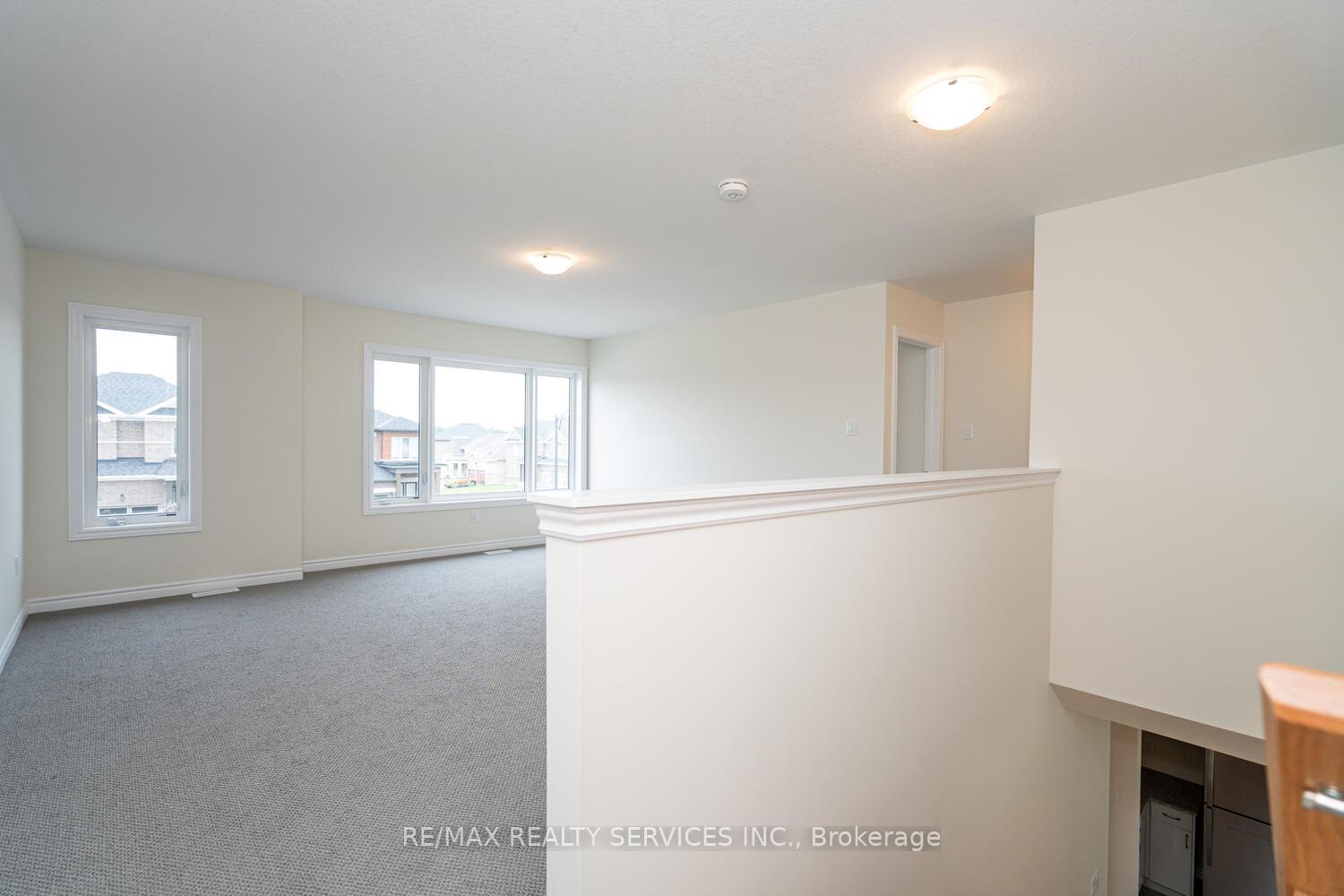 Photo 12 of 23 Heming Street, Brant, Paris — HOMEH