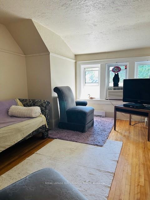 Photo 18 of 31-35 Fourth Street E, Cornwall — HOMEH