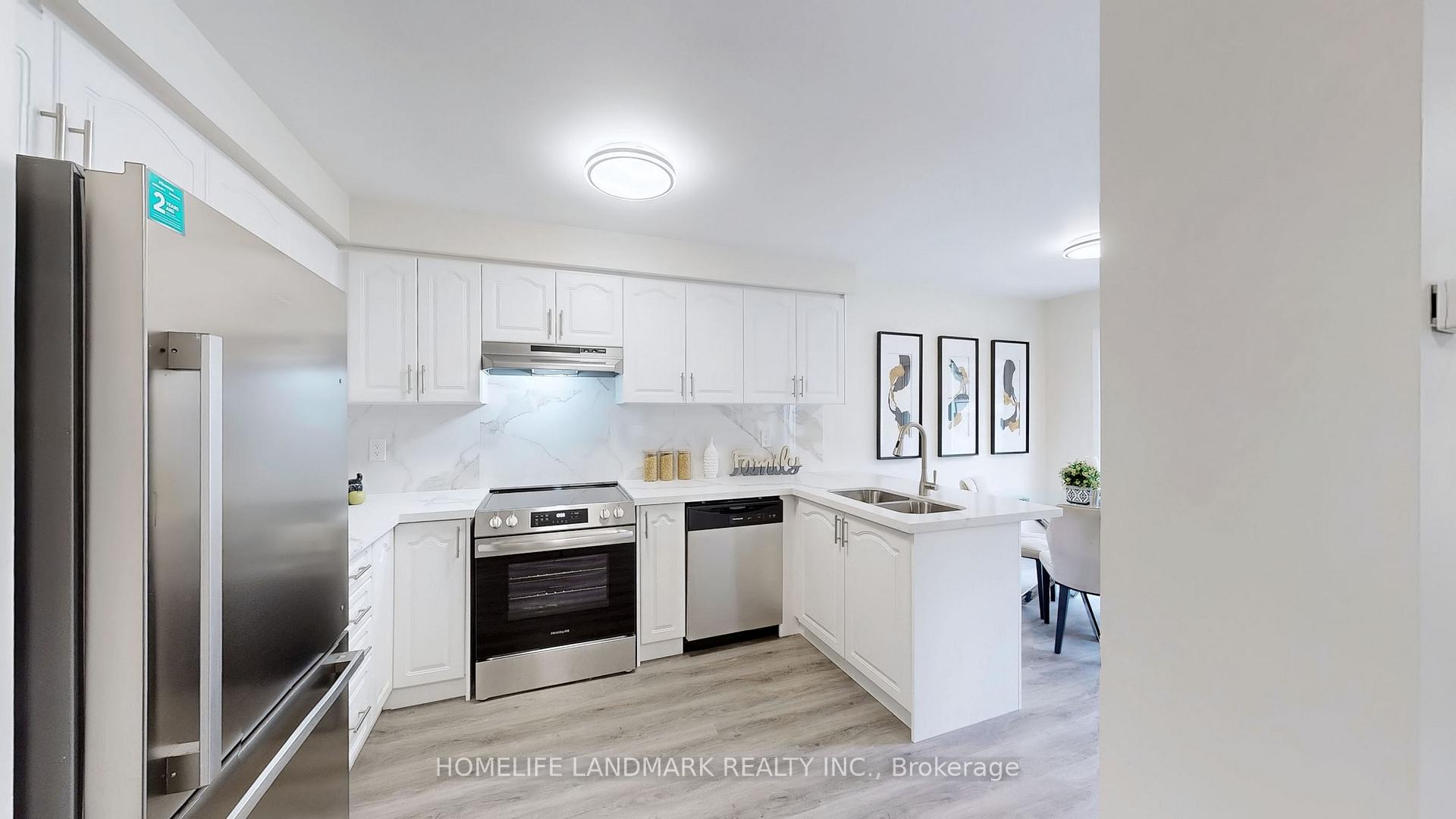 Photo 3 of 107 Downey Circle, Aurora, Bayview Wellington — HOMEH