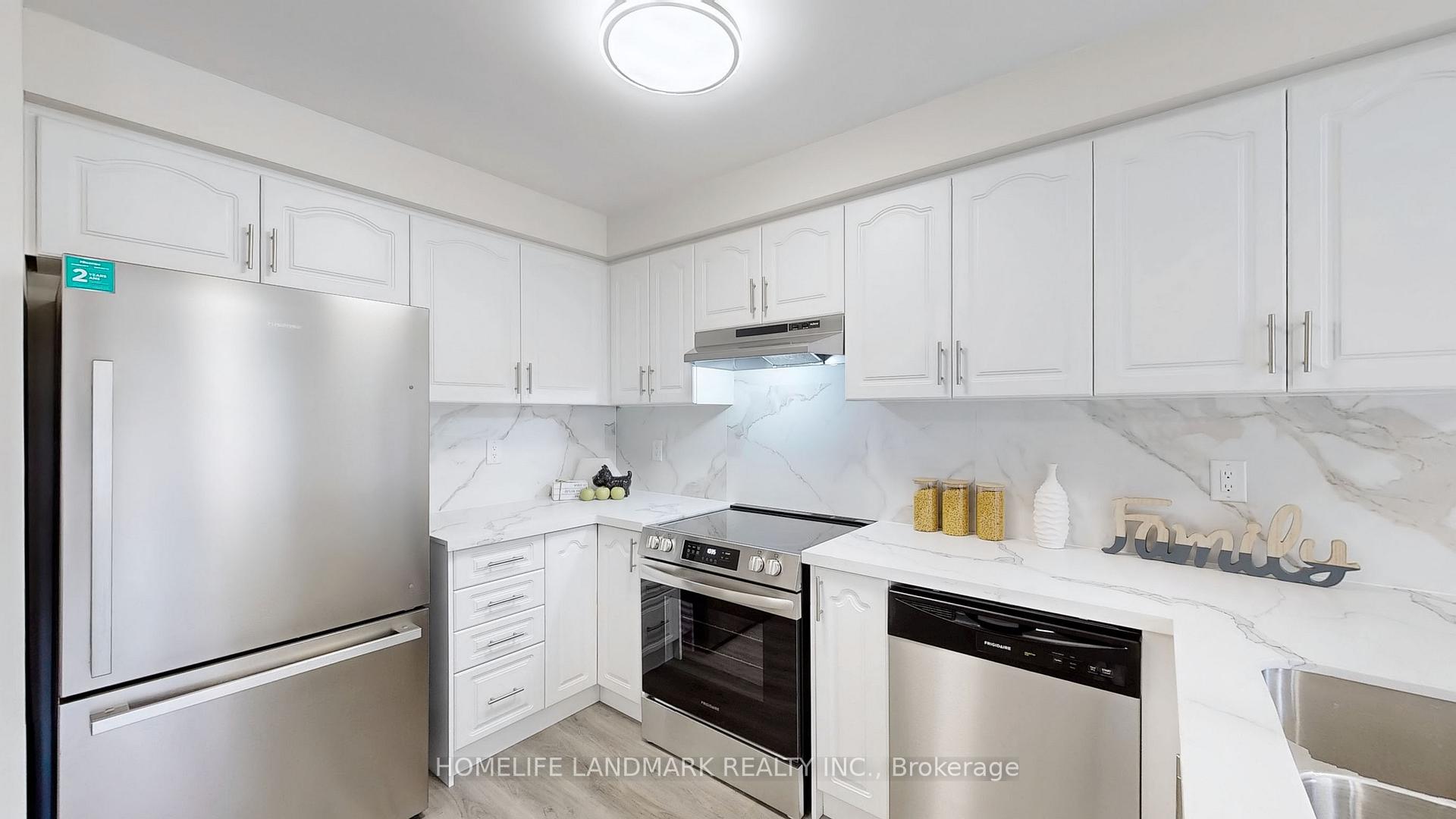 Photo 8 of 107 Downey Circle, Aurora, Bayview Wellington — HOMEH