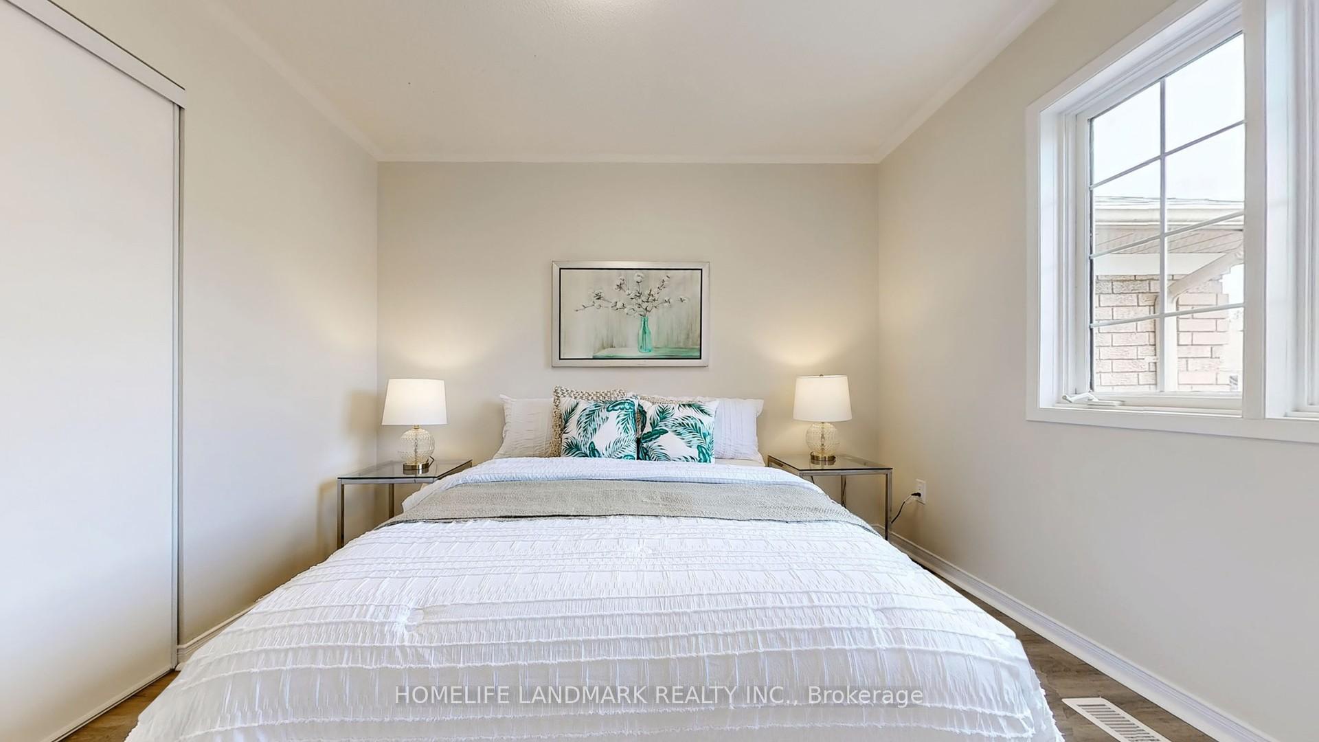 Photo 26 of 107 Downey Circle, Aurora, Bayview Wellington — HOMEH