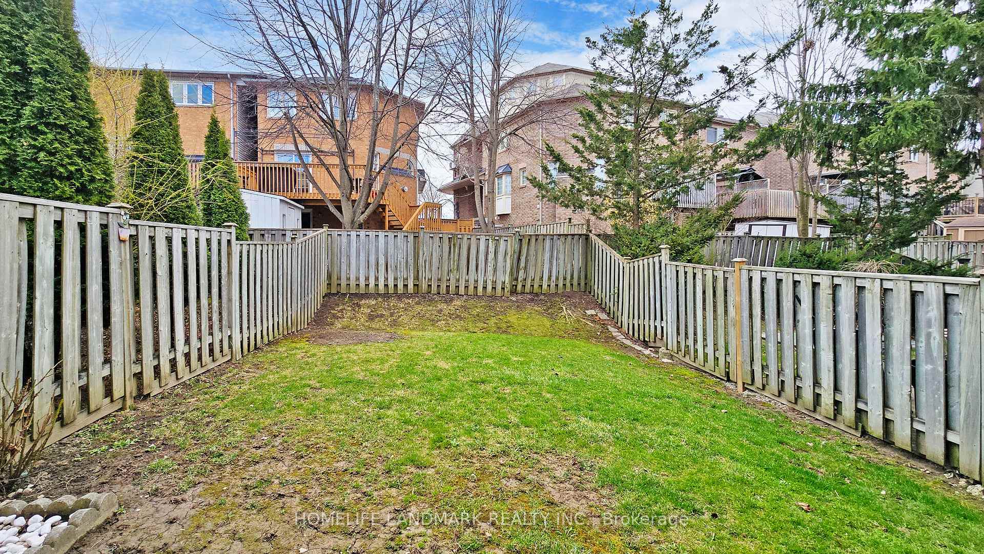 Photo 30 of 107 Downey Circle, Aurora, Bayview Wellington — HOMEH
