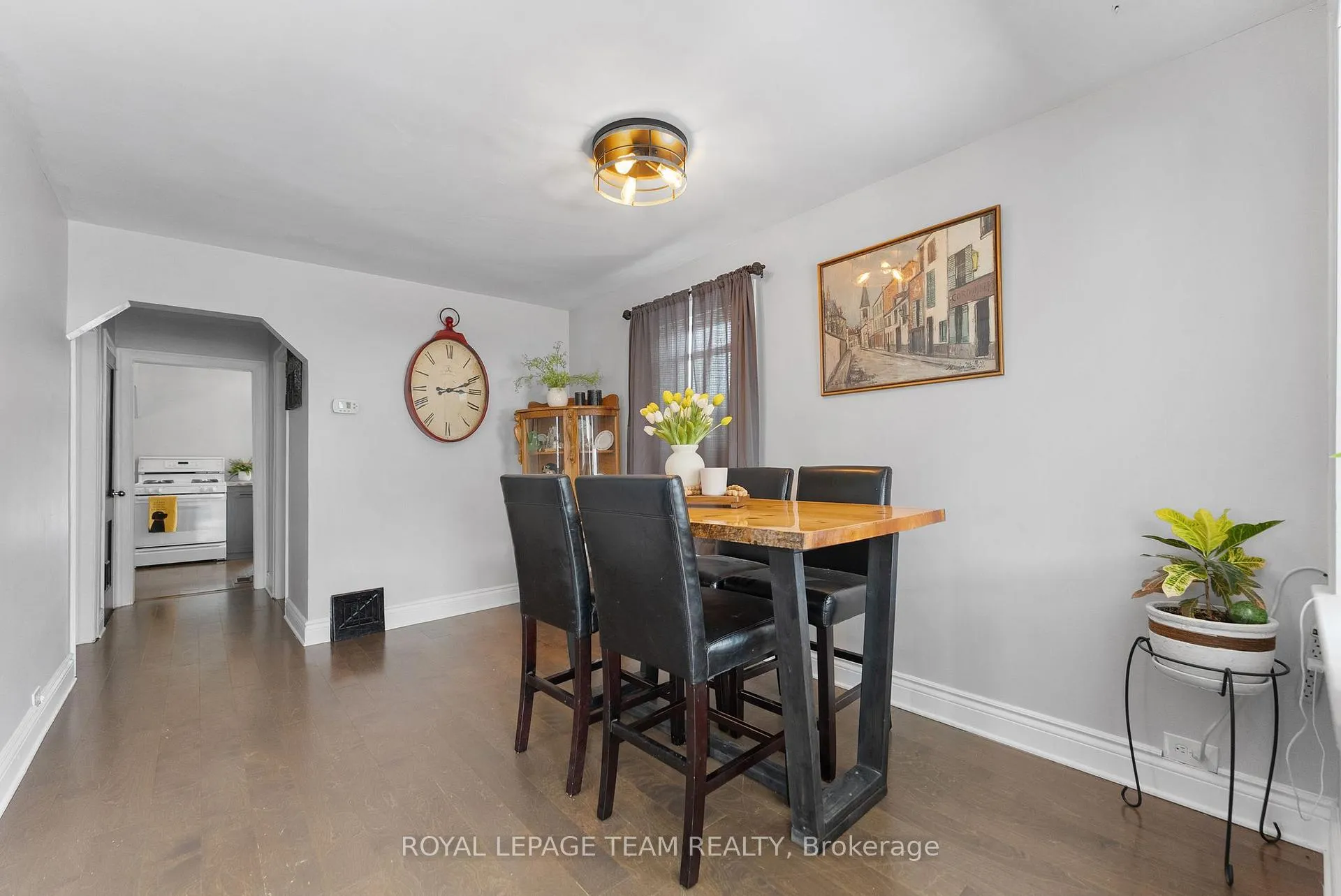 Photo 9 of 253 Mclean Street, Renfrew — HOMEH