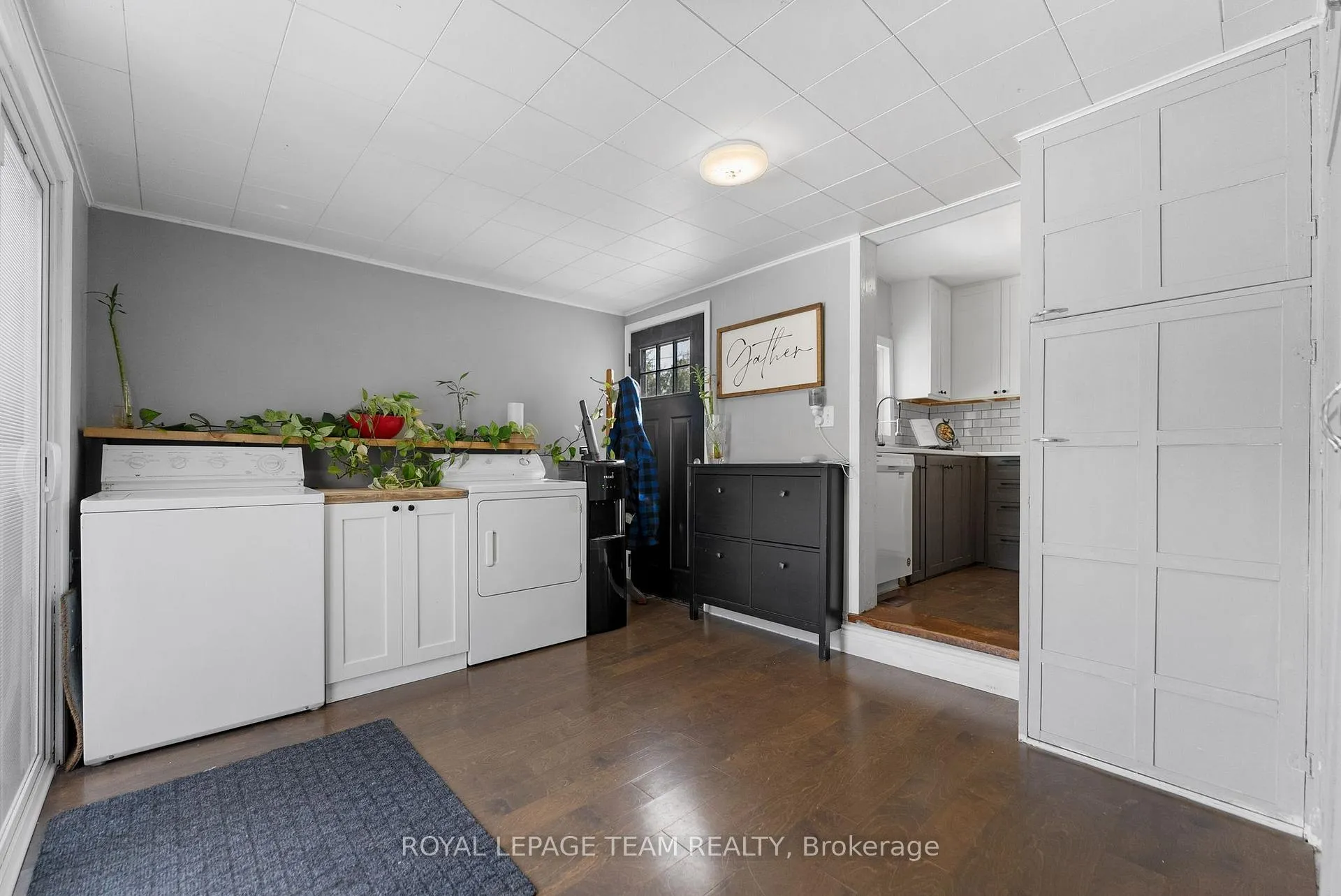 Photo 16 of 253 Mclean Street, Renfrew — HOMEH