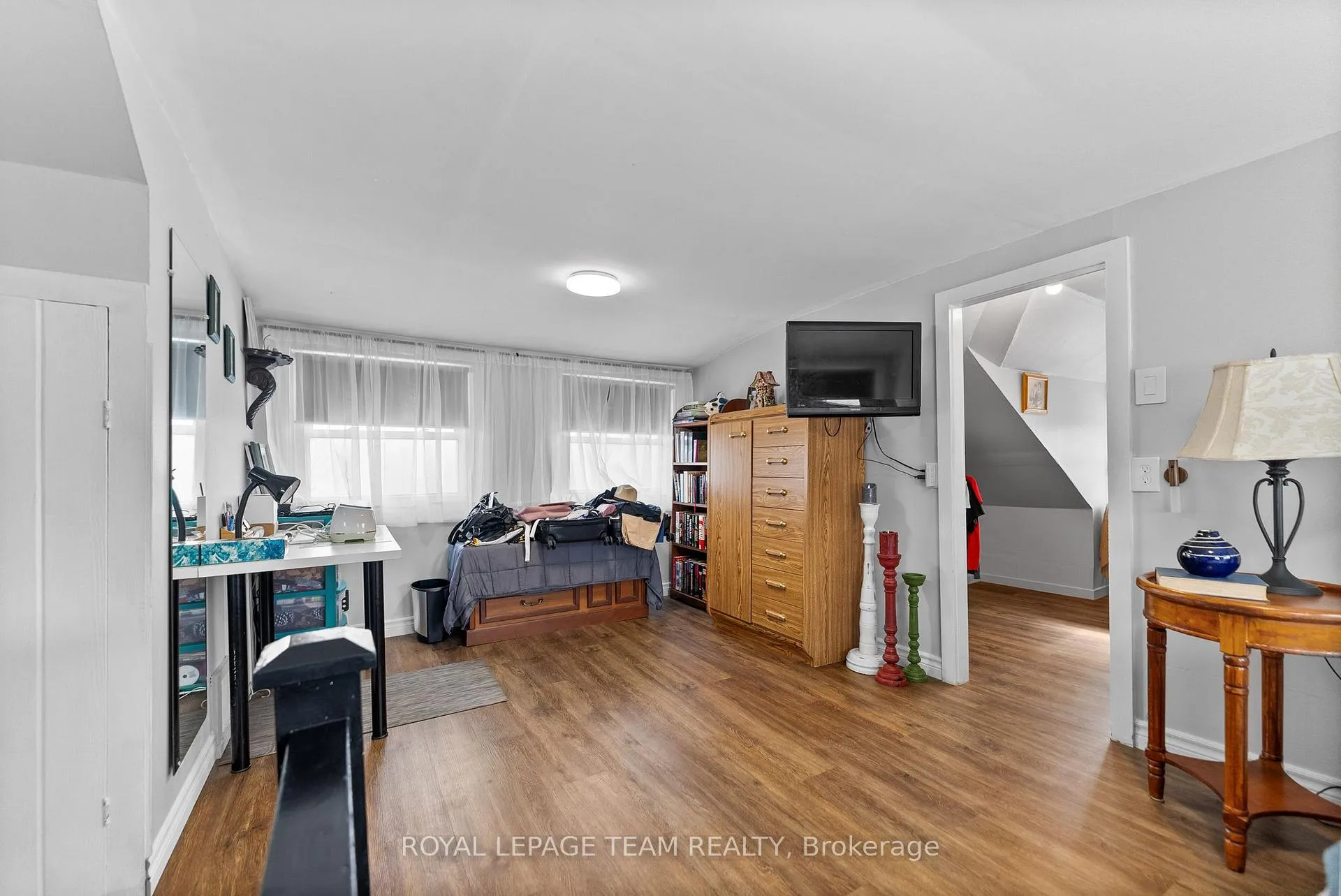 Photo 24 of 253 Mclean Street, Renfrew — HOMEH