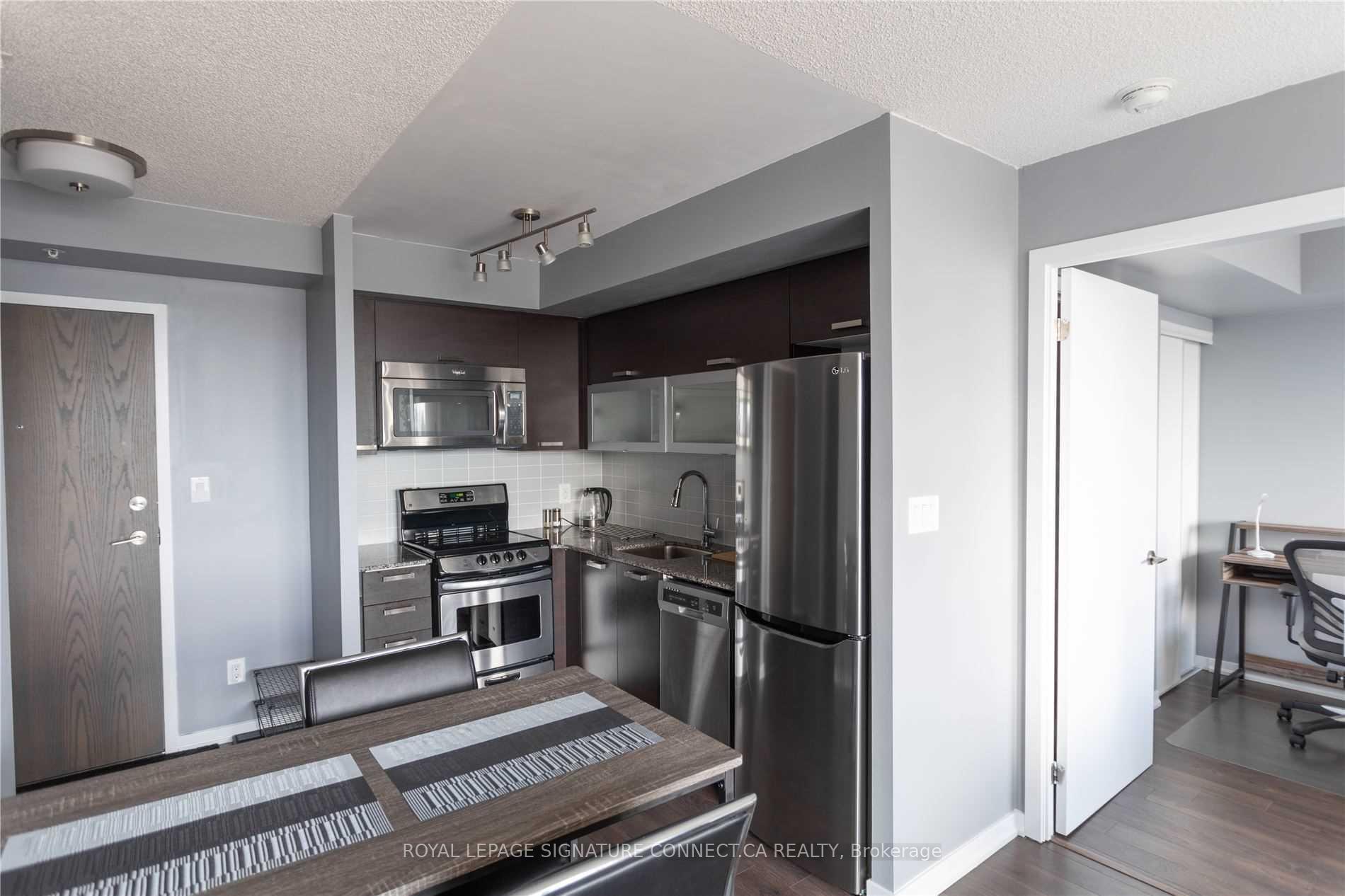 Photo 12 of Unit 1033, 68 Abell Street, Toronto, Little Portugal — HOMEH