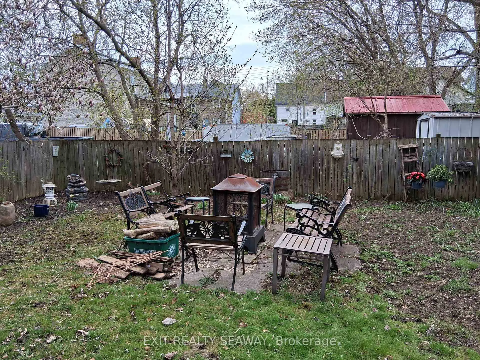 Photo 19 of 72 John Street, Brockville — HOMEH
