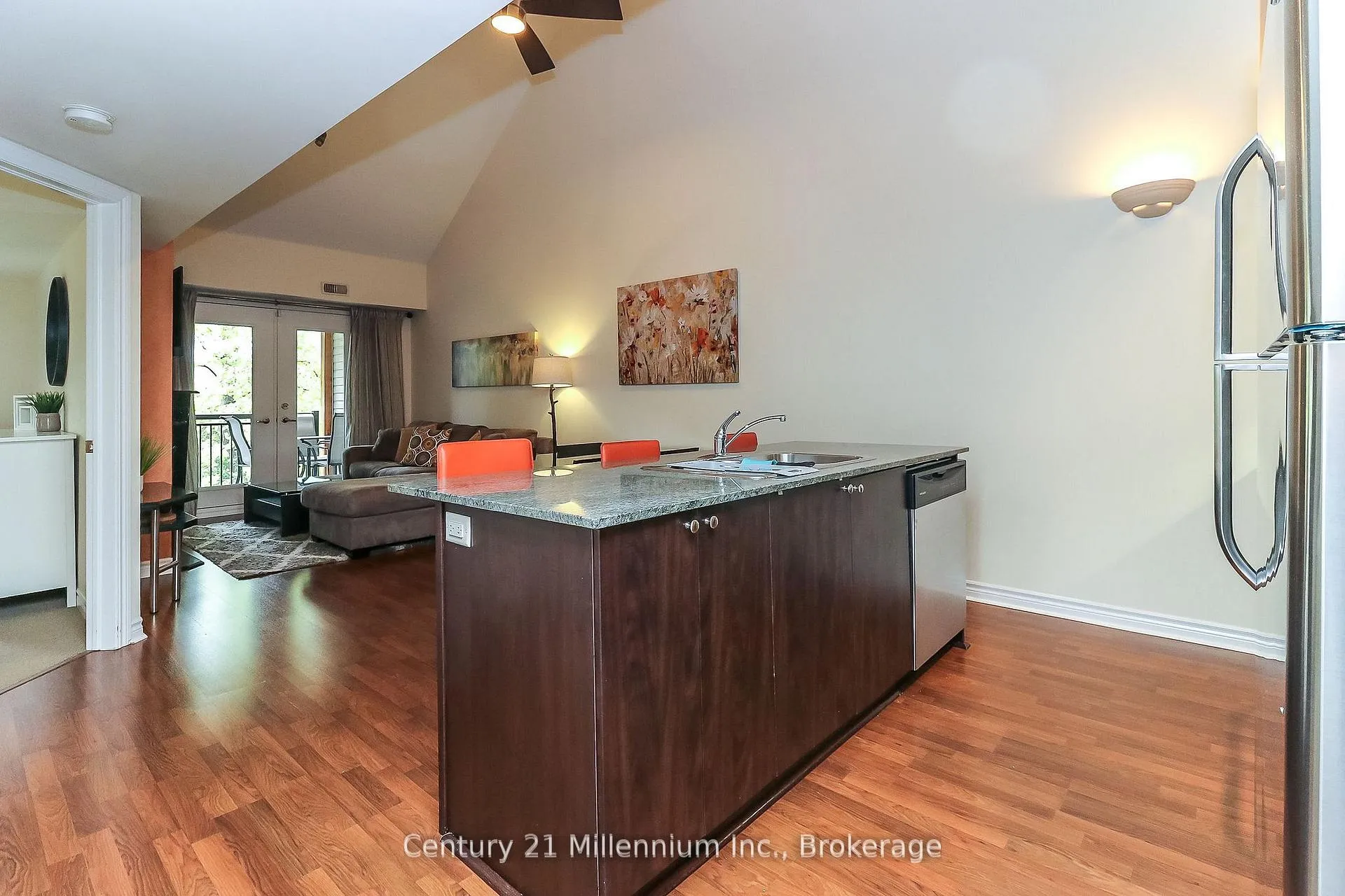 Photo 10 of Unit 304, 2 Brandy Lane Drive, Collingwood — HOMEH