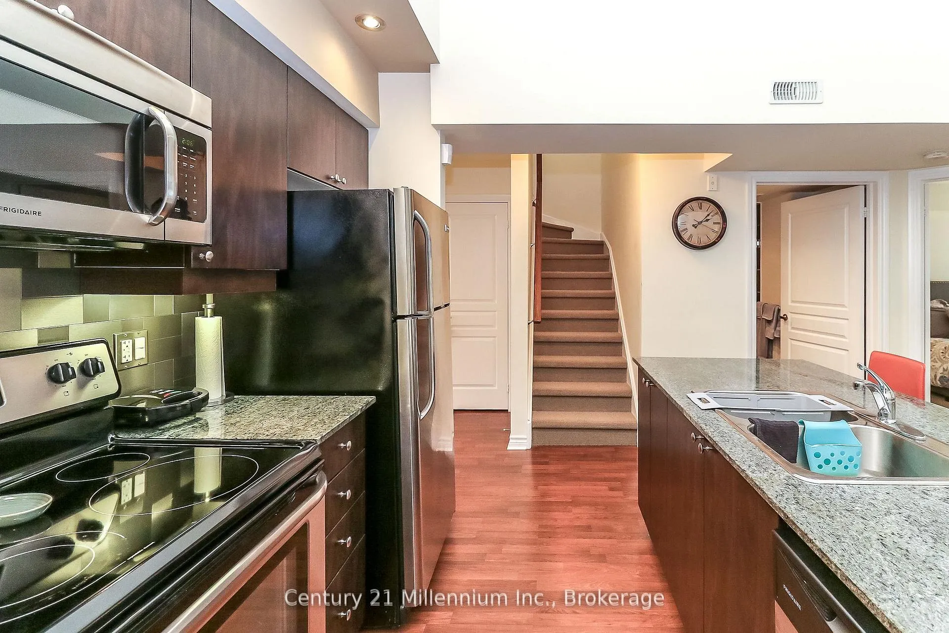 Photo 11 of Unit 304, 2 Brandy Lane Drive, Collingwood — HOMEH